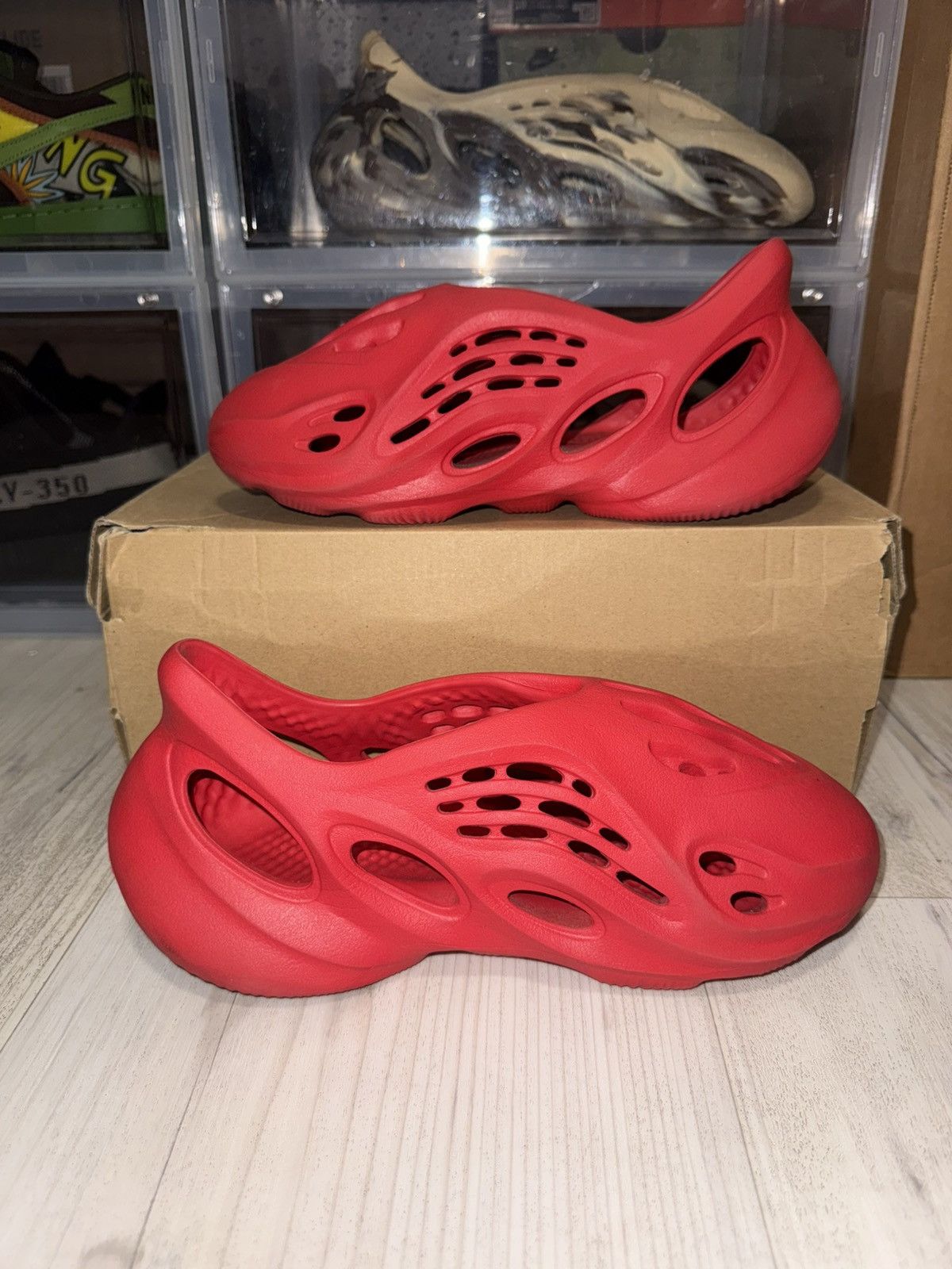 Adidas × Kanye West Adidas Yeezy Foam Runner Vermillion Size US 6 / EU 39 - 3 Thumbnail