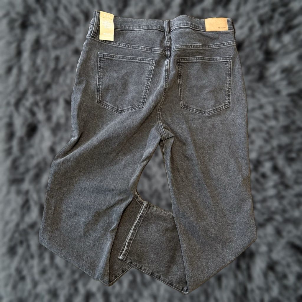 Madewell VINTAGE Madewell Jeans Women’s 32 Black Mid Rise Perfect Vintage Straight Magic Pockets 90s Retro Womens Size 24" / US 00 / IT 34 - 1 Thumbnail