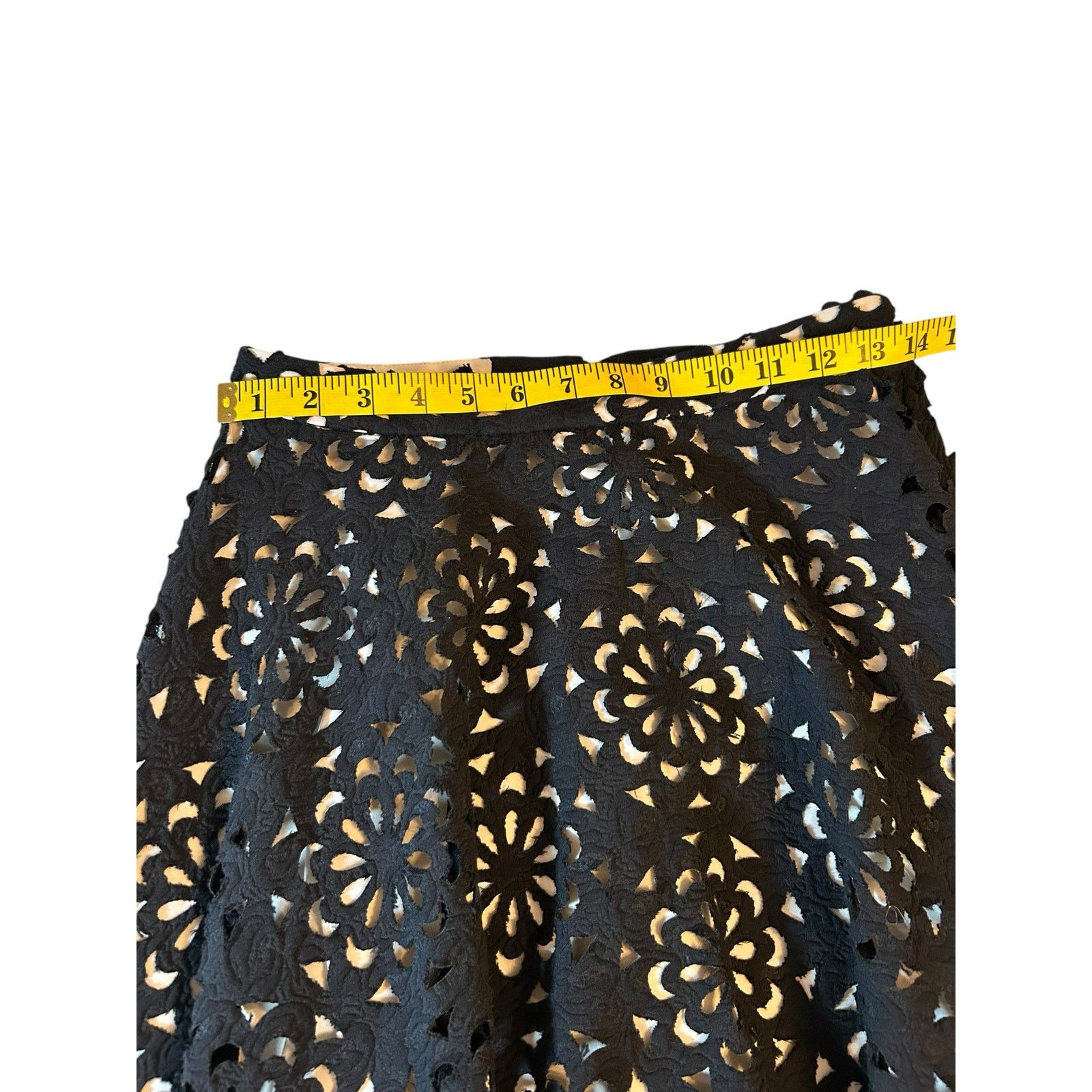 Alice + Olivia Alice + Olivia Viviana Cutout A-Line Skirt - Size 4 Size 27" / US 4 / IT 40 - 8 Thumbnail