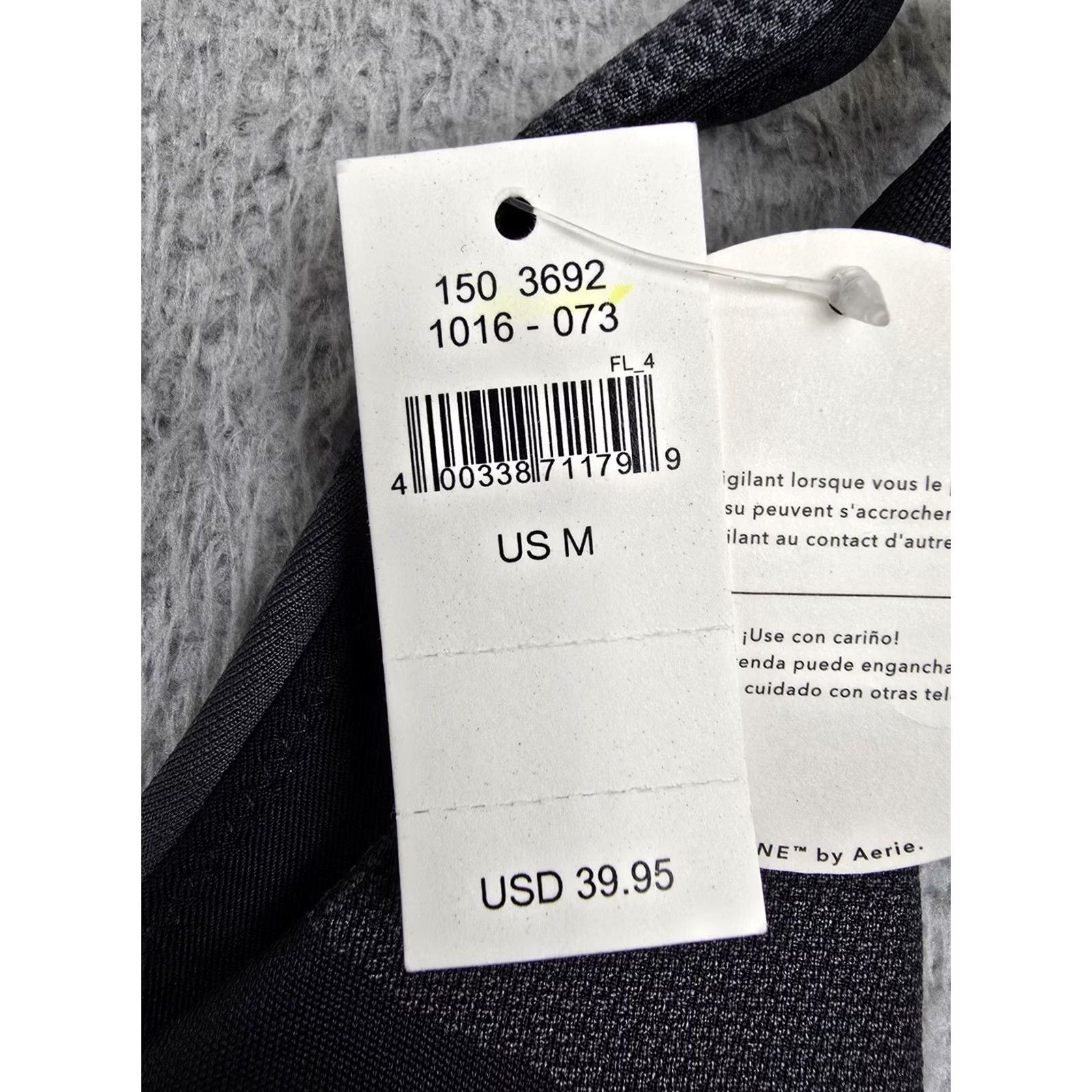 Vintage OFFLINE by Aerie Sports Bra Womens M Black Gray Camo Medium Support Yoga Size ONE SIZE - 5 Thumbnail