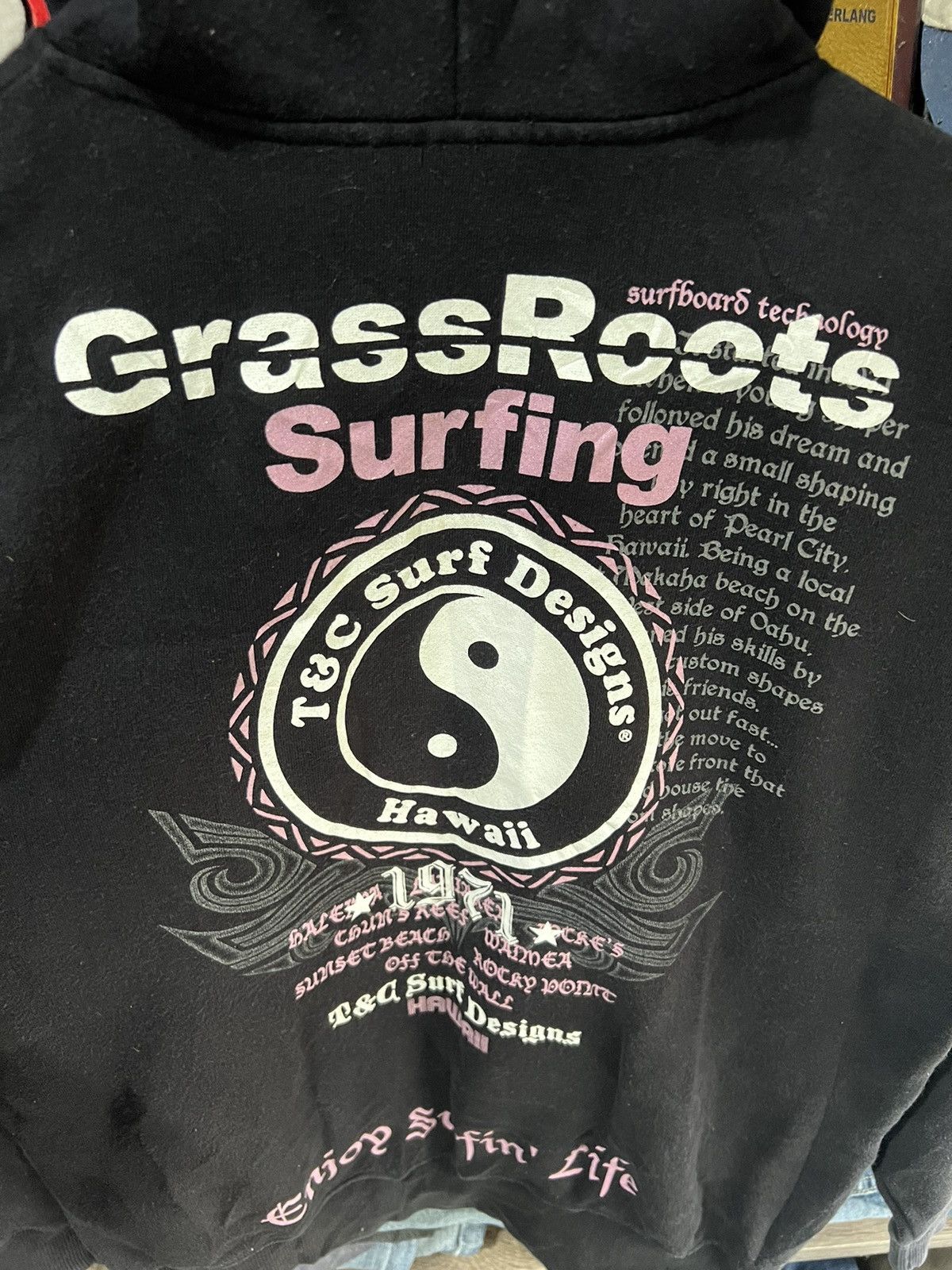 Japanese Brand 🔥T&C Surf Designs Hawaii Grassroots Surfing Zipper Hoodie Size US S / EU 44-46 / 1 - 10 Thumbnail