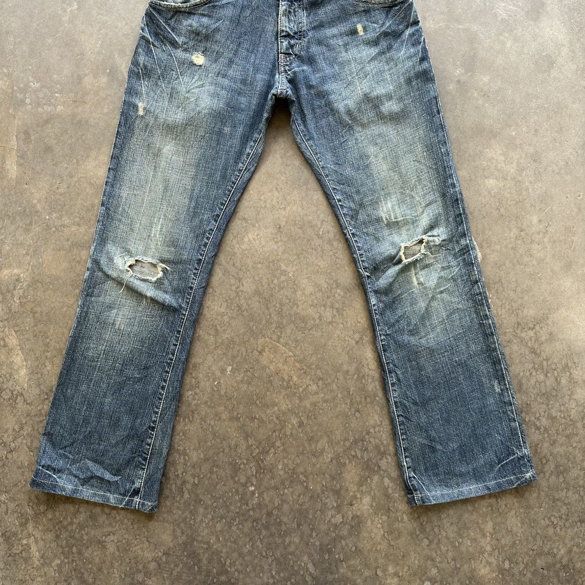 Japanese Brand Vintage Tete Homme Distressed Faded Denim Jean Pant W30 Size US 30 / EU 46 - 2 Thumbnail