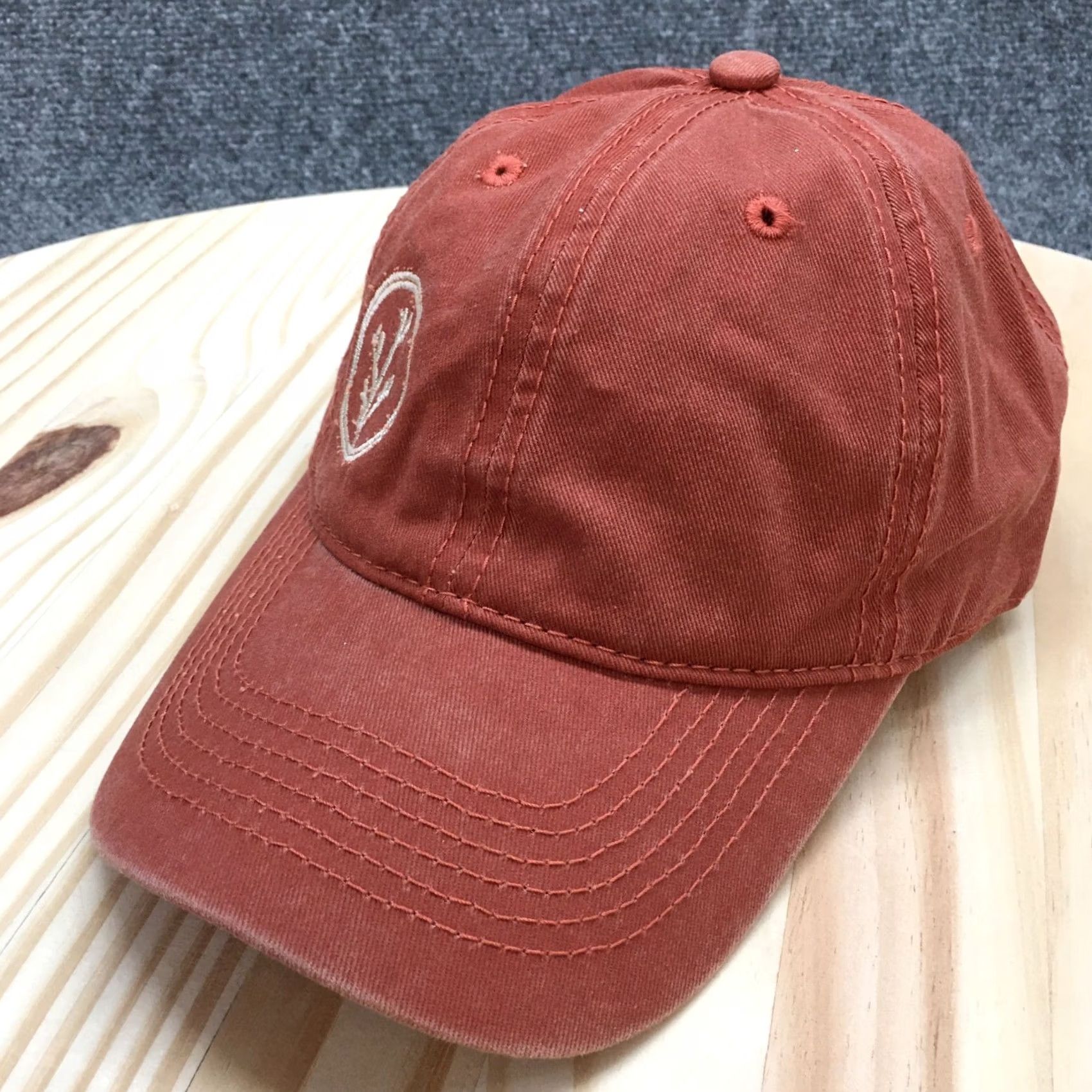 Vintage Wild Tree Wellness Baseball Hat Mens Brown OS Curved Brim Embroidered Logo Size ONE SIZE - 2 Thumbnail