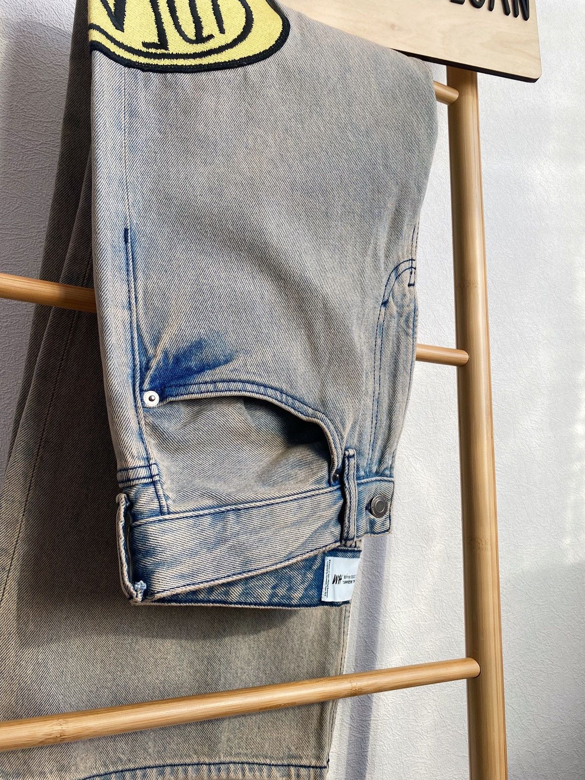 H&M × Jean-Michel Basquiat × Who Decides War Who Decides War bootcut loose jeans H&M x Basquiat x Ev&Tela Size US 31 - 4 Thumbnail