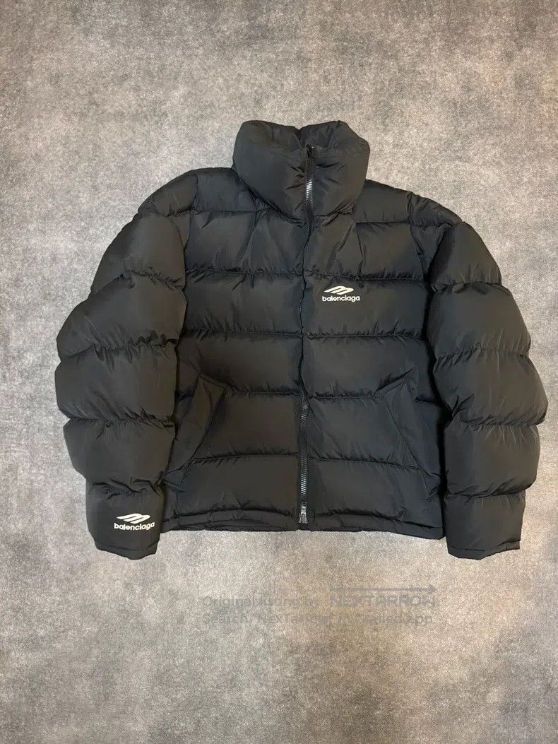 Balenciaga Balenciaga Two Sided Wearable Down Jacket Size US S / EU 44-46 / 1 - 1 Thumbnail