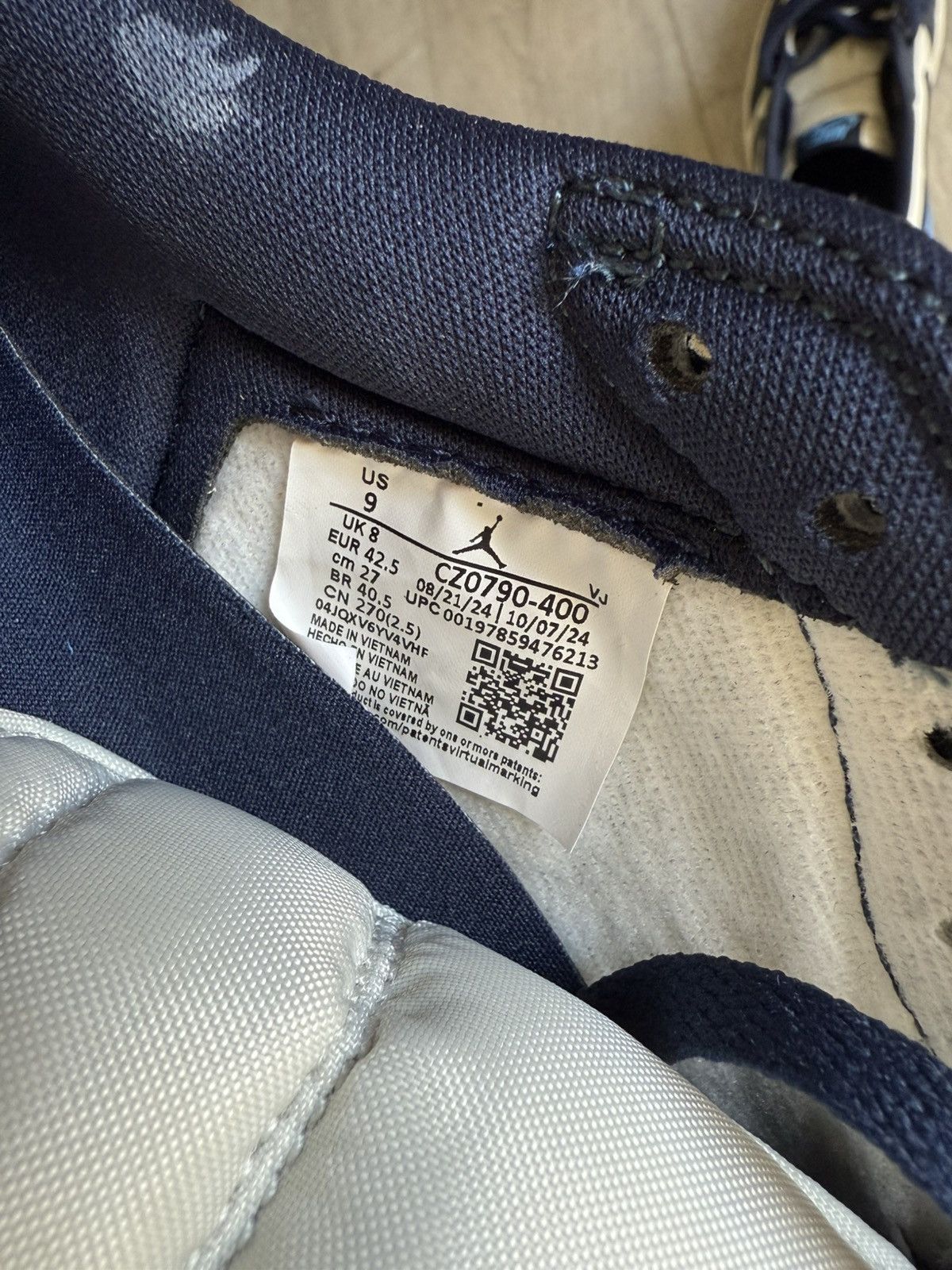 Jordan Brand Jordan 1 retro low og obsidian Size US 9 / EU 42 - 6 Thumbnail