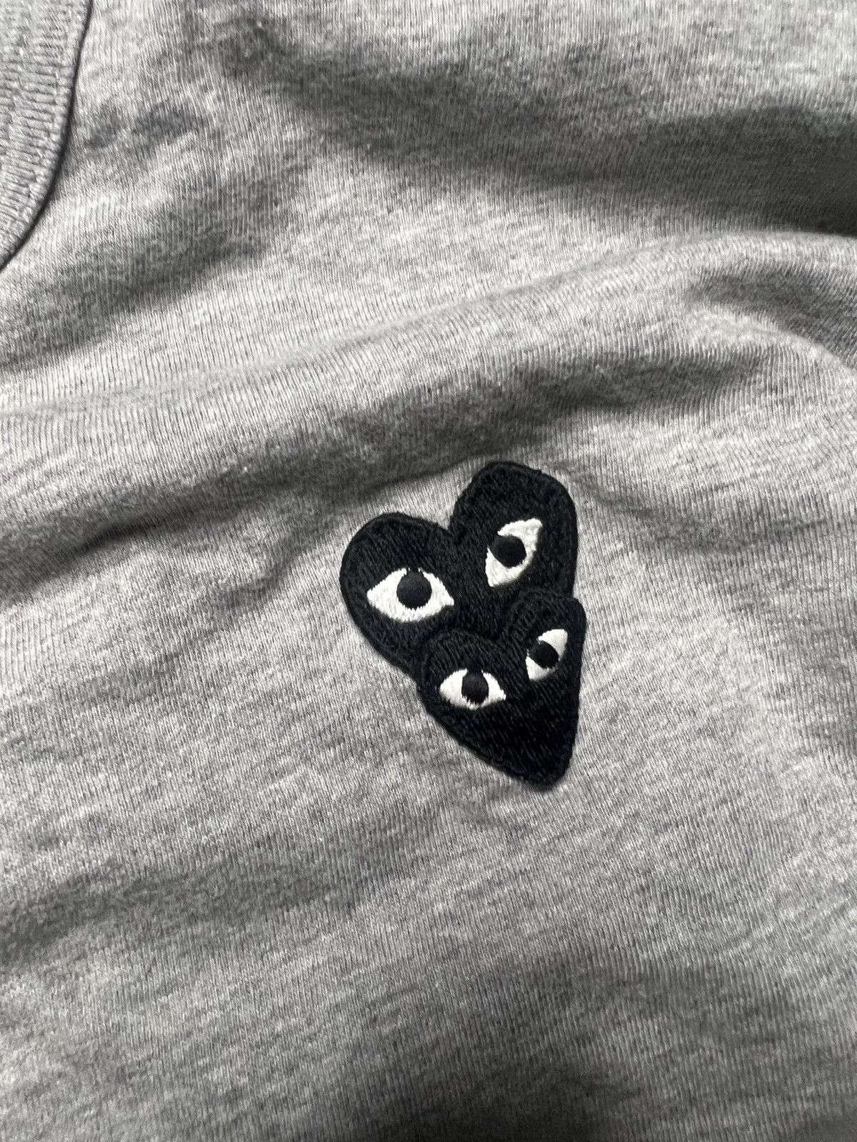 Comme des Garcons PLAY Play CDG Double Heart Logo LS top Size US L / EU 52-54 / 3 - 2 Thumbnail