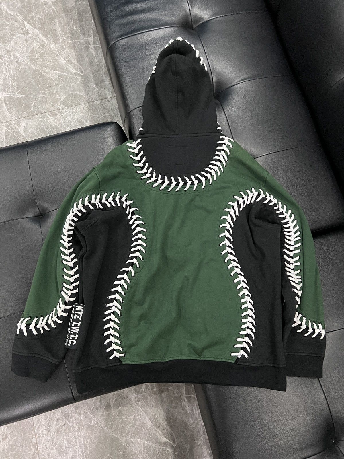 KTZ KTZ FW16 Runway Baseball Lace Panel Hoodie Size US L / EU 52-54 / 3 - 12 Thumbnail