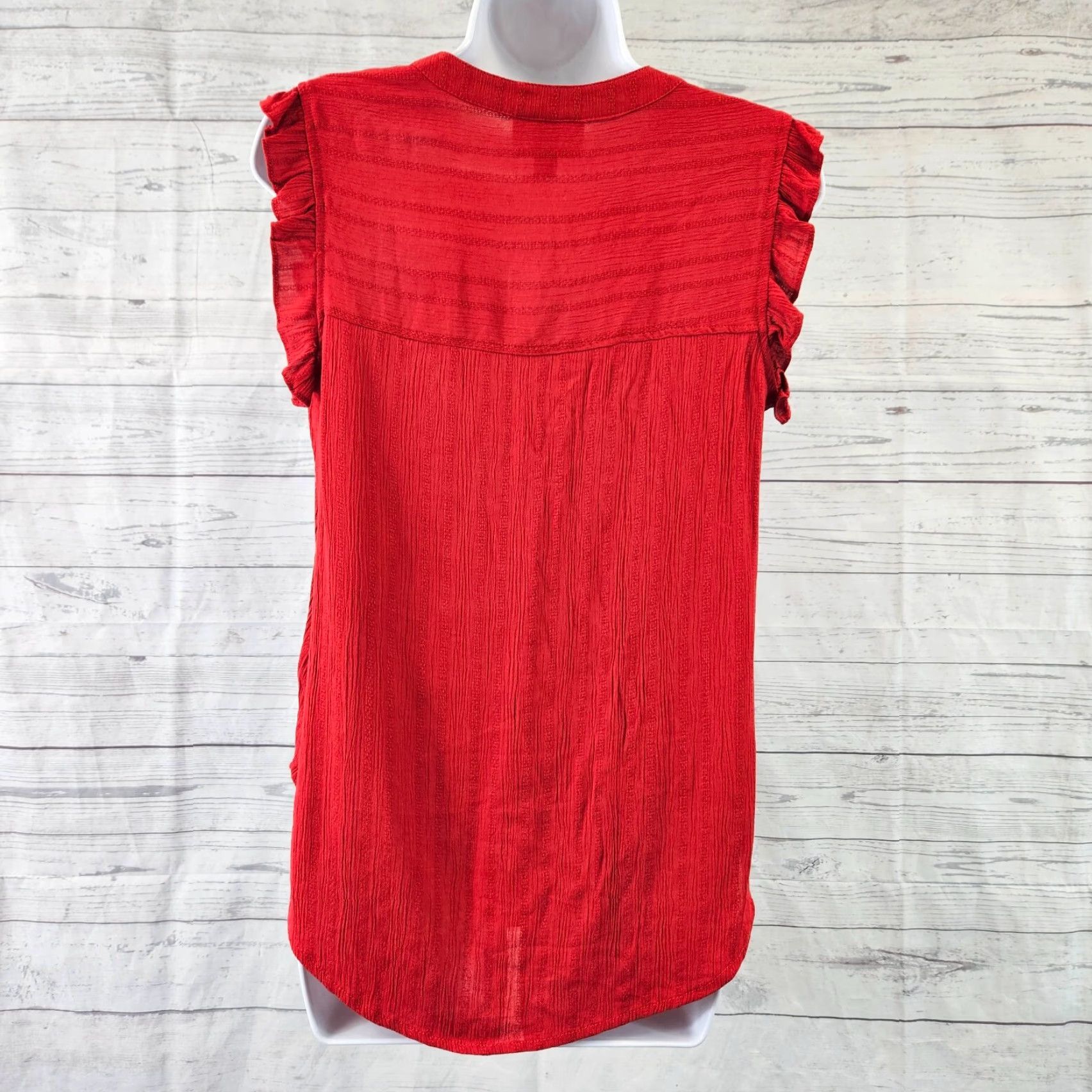 Vintage VINTAGE? Universal Thread Womens Top Sz Small Solid Red Sleeveless V-Neck Rayon Blend Shirts? Size S / US 4 / IT 40 - 4 Thumbnail