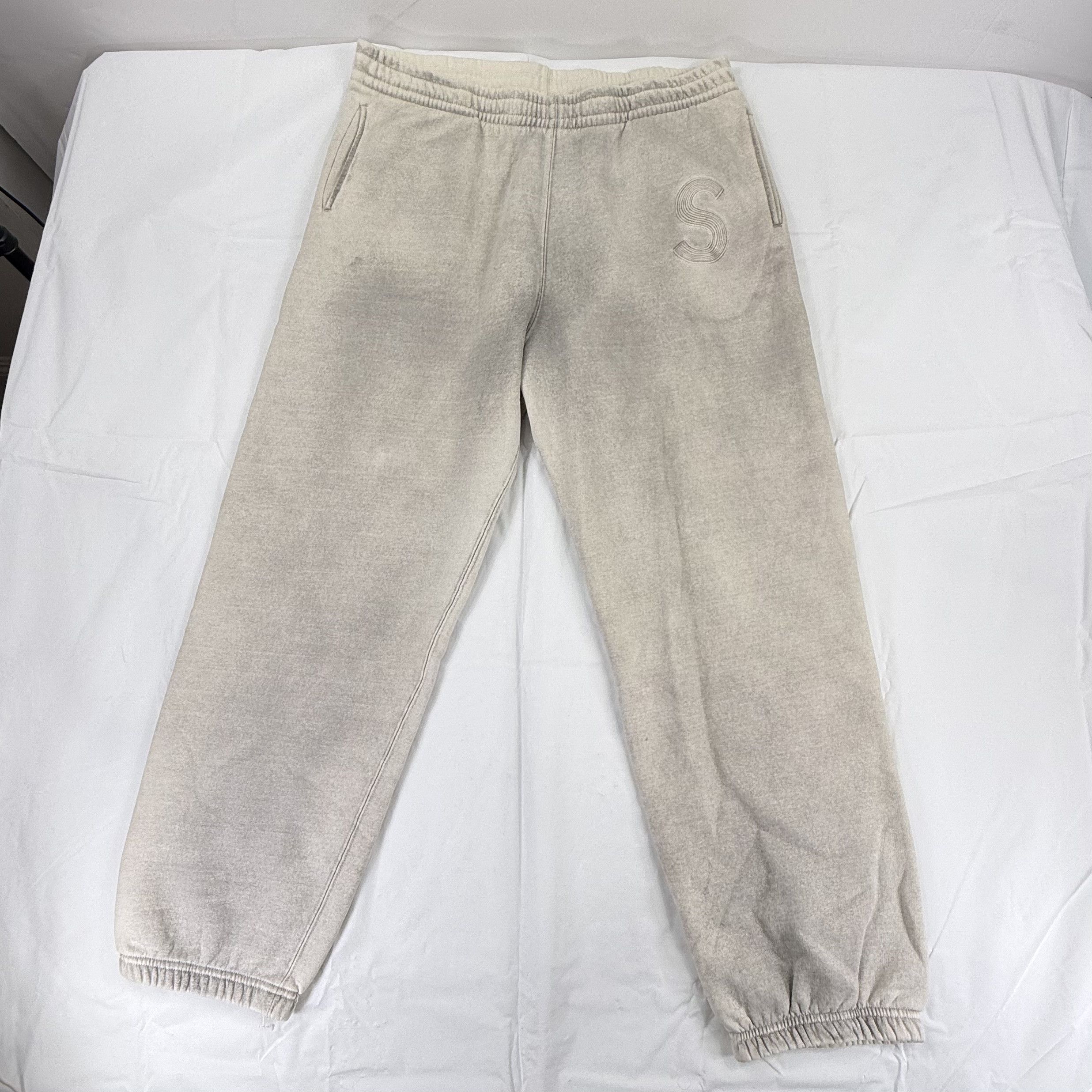 Supreme Supreme S Logo Sweatpants Mens XL Made in Canada Joggers Size US 40 / EU 56 - 2 Thumbnail