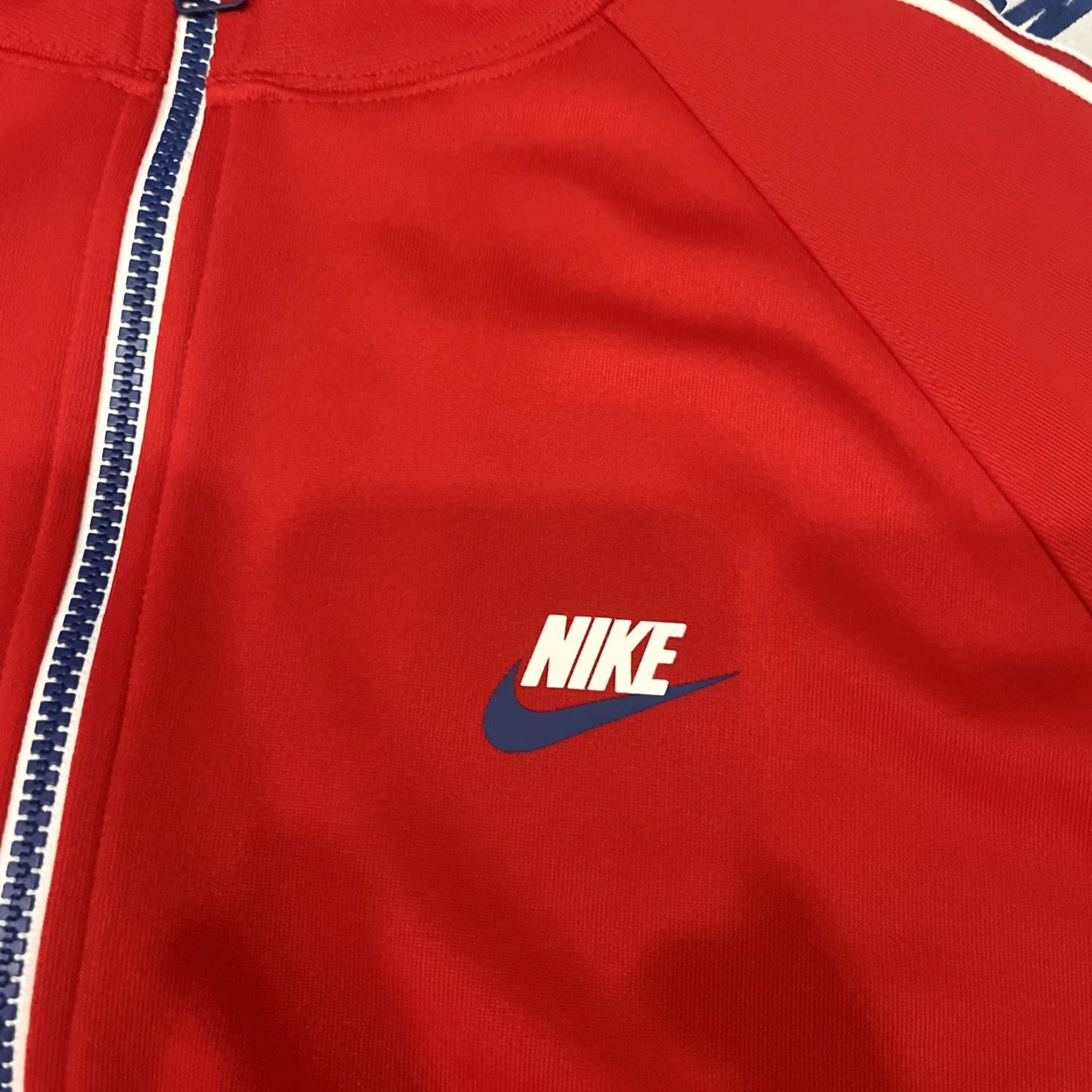 Nike VINTAGE Nike Jacket Track Men Red Running Track Size 2XL Full Zip Size US XXL / EU 58 / 5 - 2 Thumbnail