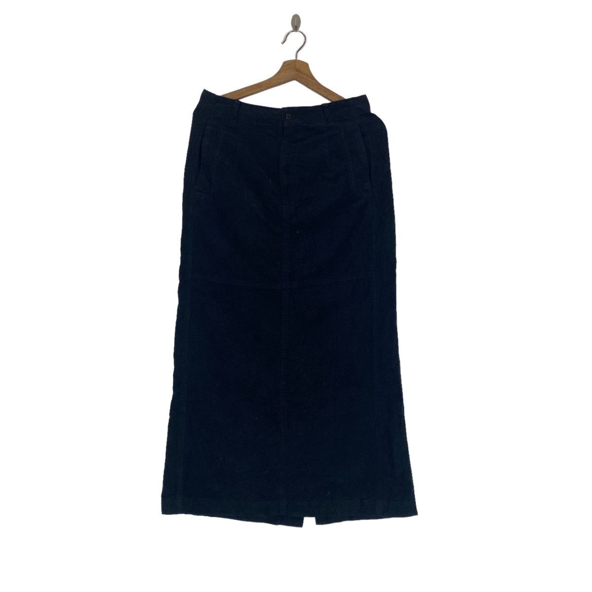 Hai Sporting Gear Nice design Hai Sporting Gear skirt Size 29" - 1 Thumbnail