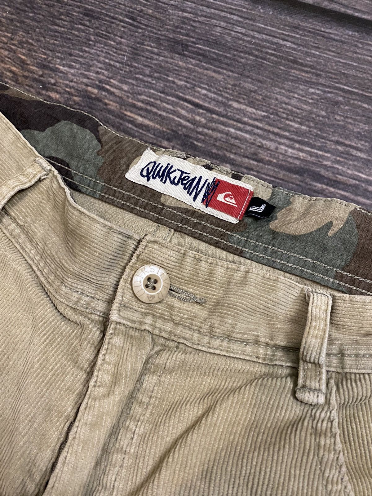 Quiksilver × Vintage Quicksilver velour bunny rap shorts big logo Size US 33 - 5 Thumbnail