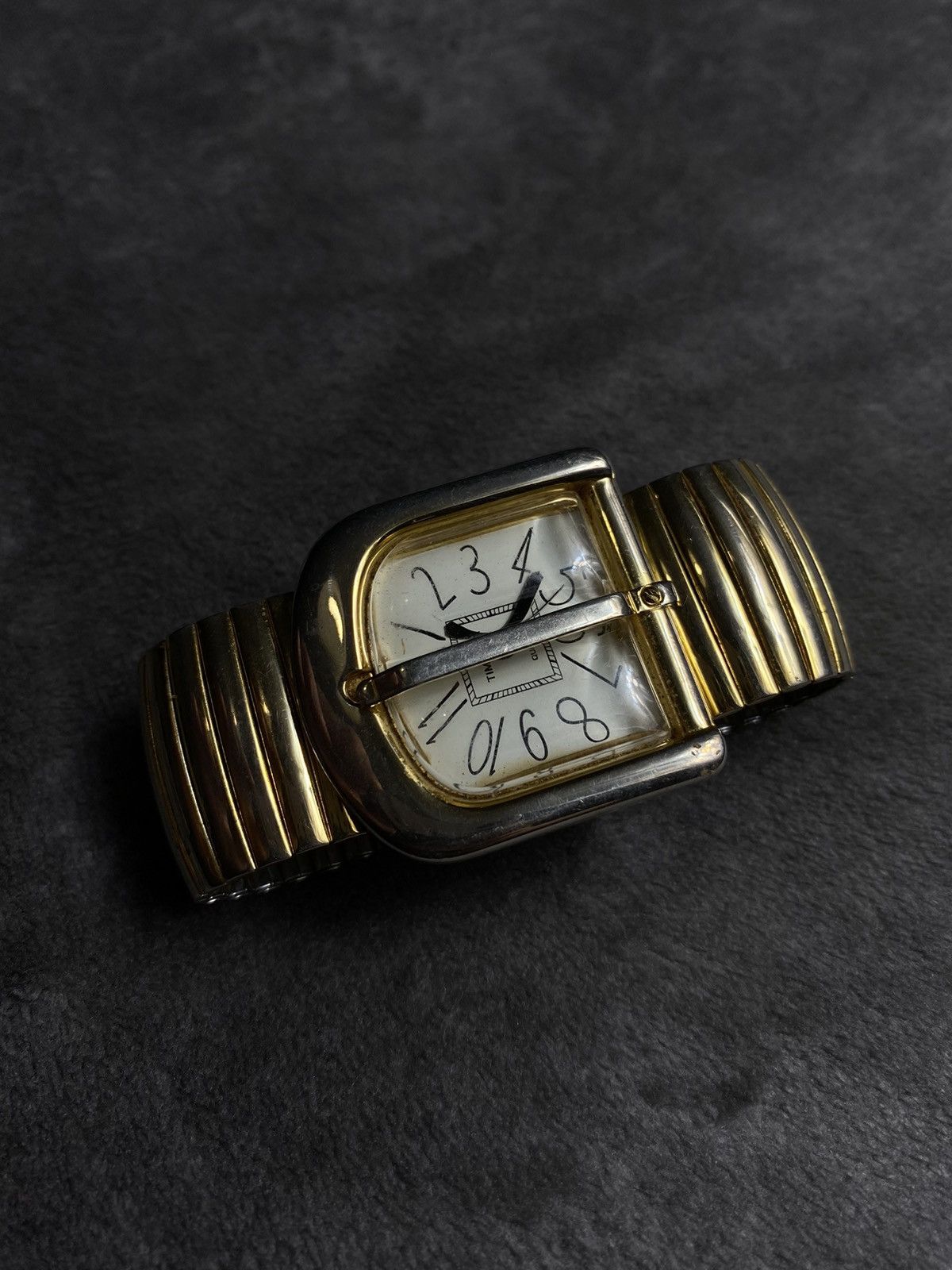 Jewelry Futuristic Vintage Japan Buckle Quartz Watch - Work 100% Size ONE SIZE - 7 Thumbnail