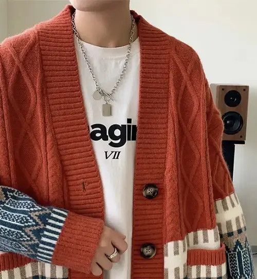 Other Retro Pattern Knitted Cardigan Men Size US M / EU 48-50 / 2 - 3 Thumbnail
