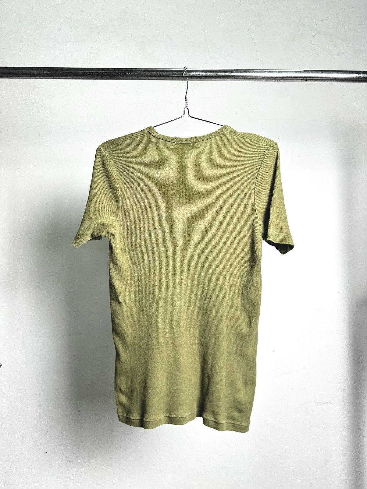 Helmut Lang 90’s Helmut Lang Army Ribbed Tshirt Size US S / EU 44-46 / 1 - 5 Thumbnail