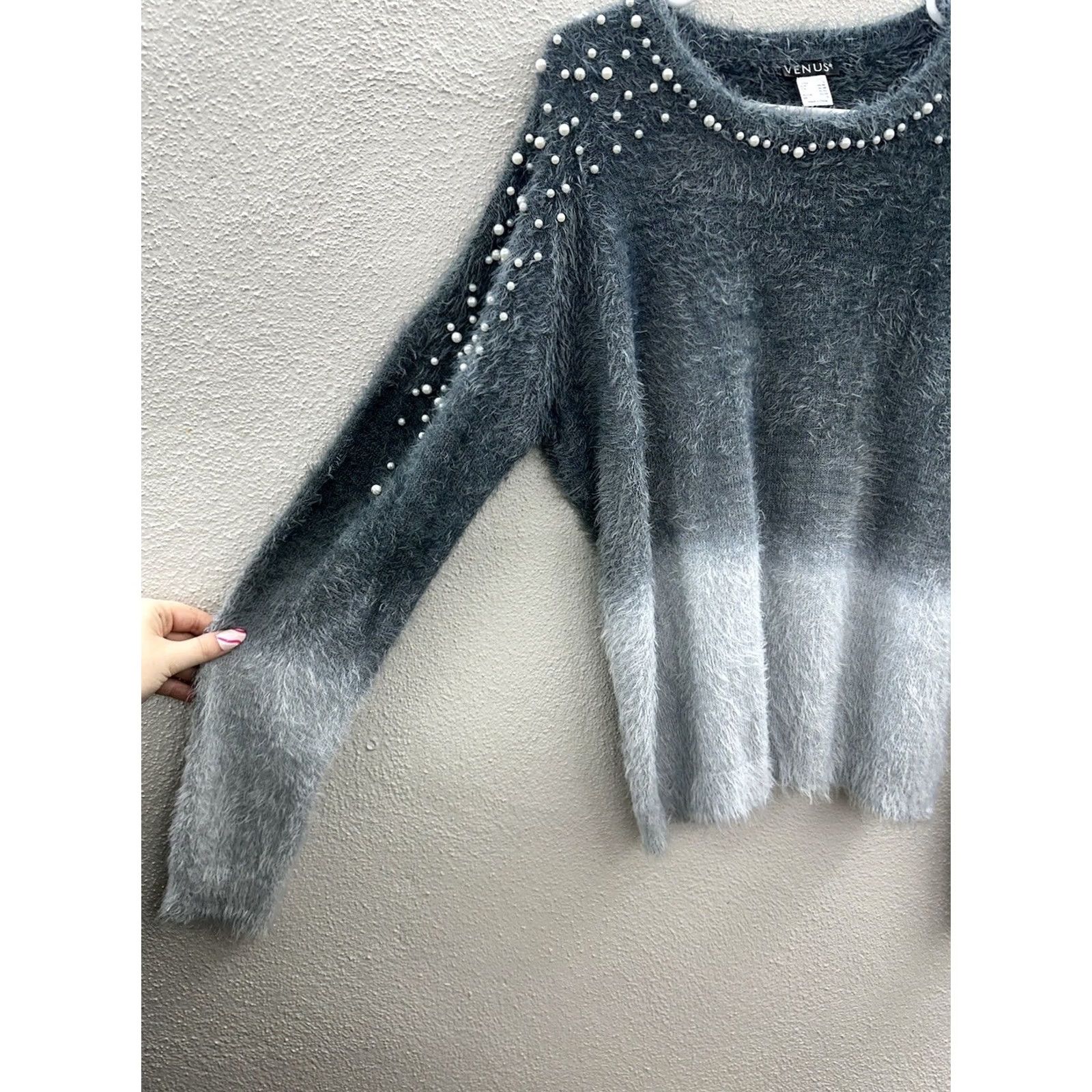 Venus Venus Sweater Shirt Womens Large Gray Ombre Fuzzy Long Sleeve Pearl Trim Knit Classic Bohemian - Note: This line contains extra text not allowed. Size L / US 10 / IT 46 - 2 Thumbnail