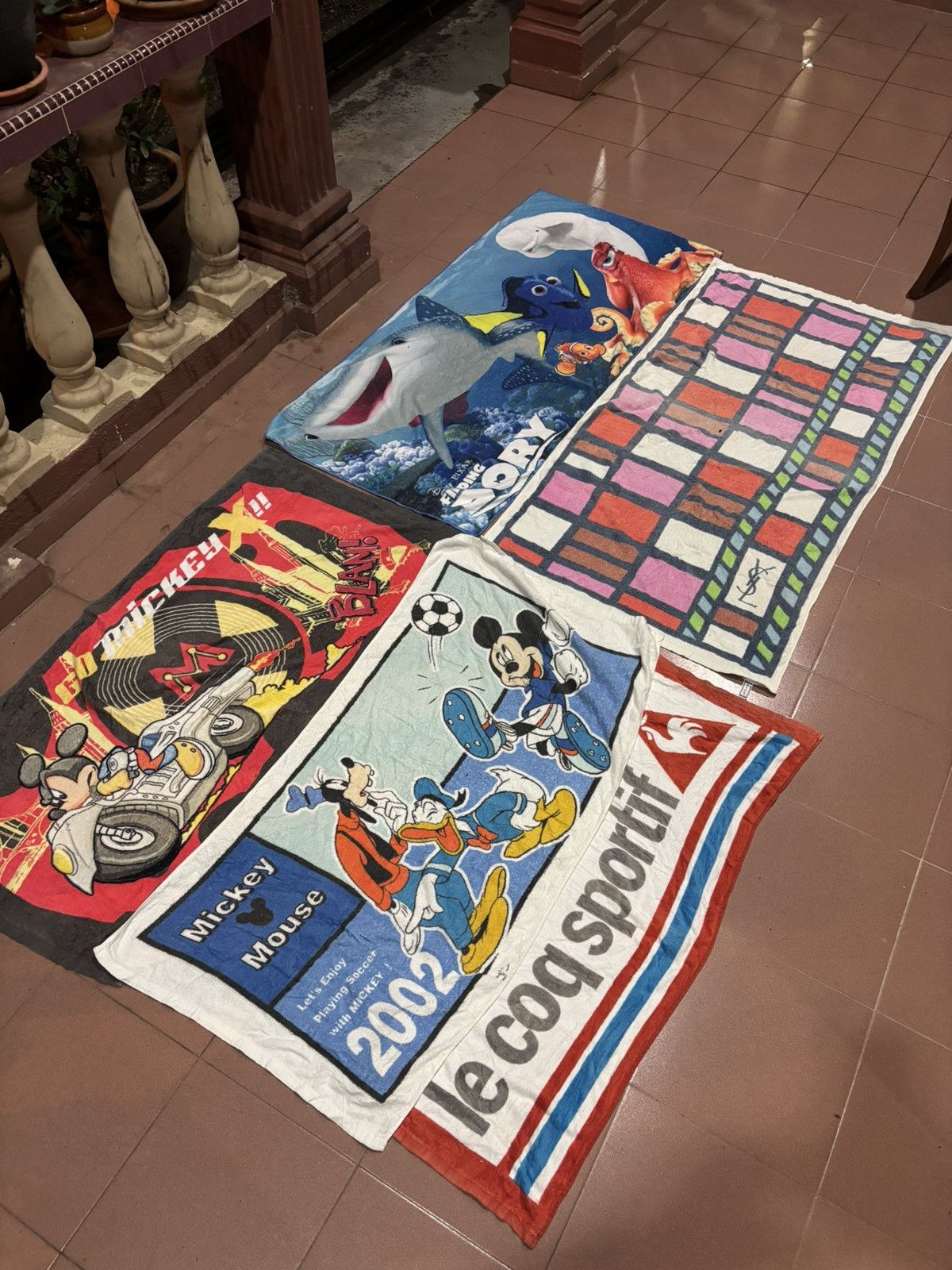 Japanese Brand × Yves Saint Laurent Lot Combo Branded Towel Size US L / EU 52-54 / 3 - 8 Thumbnail