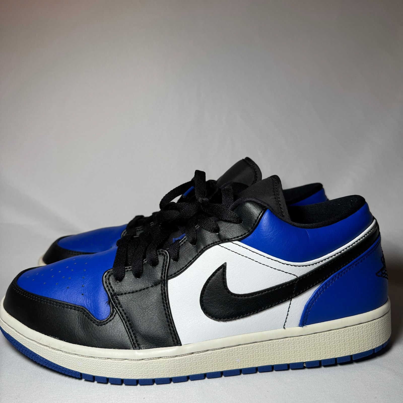 Jordan Brand × Nike Size 12 - Nike Air Jordan 1 Low Royal Toe Men's Shoes Size US 12 / EU 45 - 8 Thumbnail