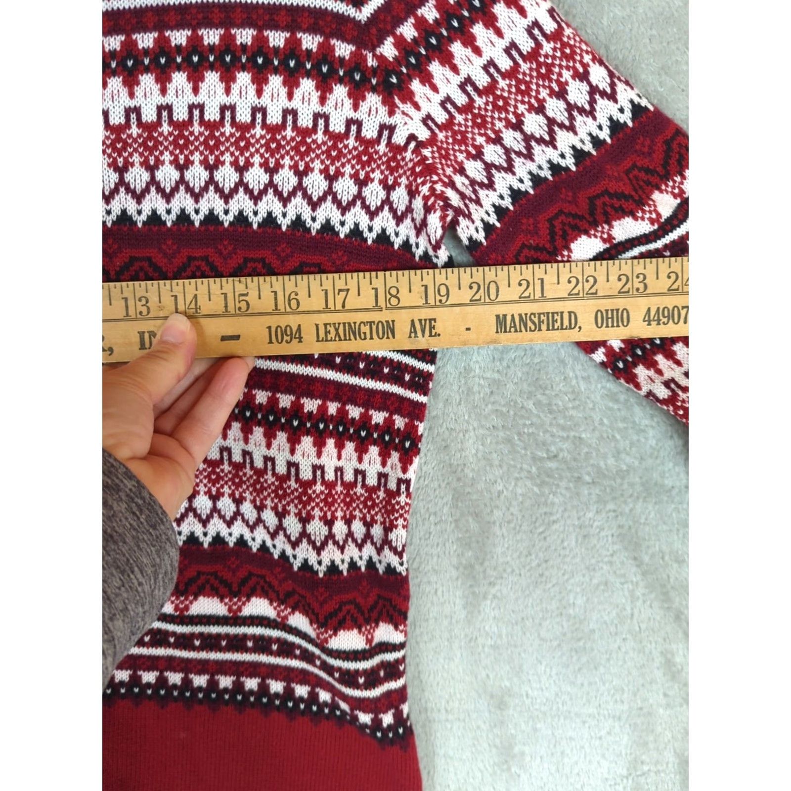 Croft & Barrow Croft Barrow Sweater Medium Red Long Sleeve Crew Neck Stripe Fair Isle Christmas Pullover Womens Size M / US 6-8 / IT 42-44 - 6 Thumbnail