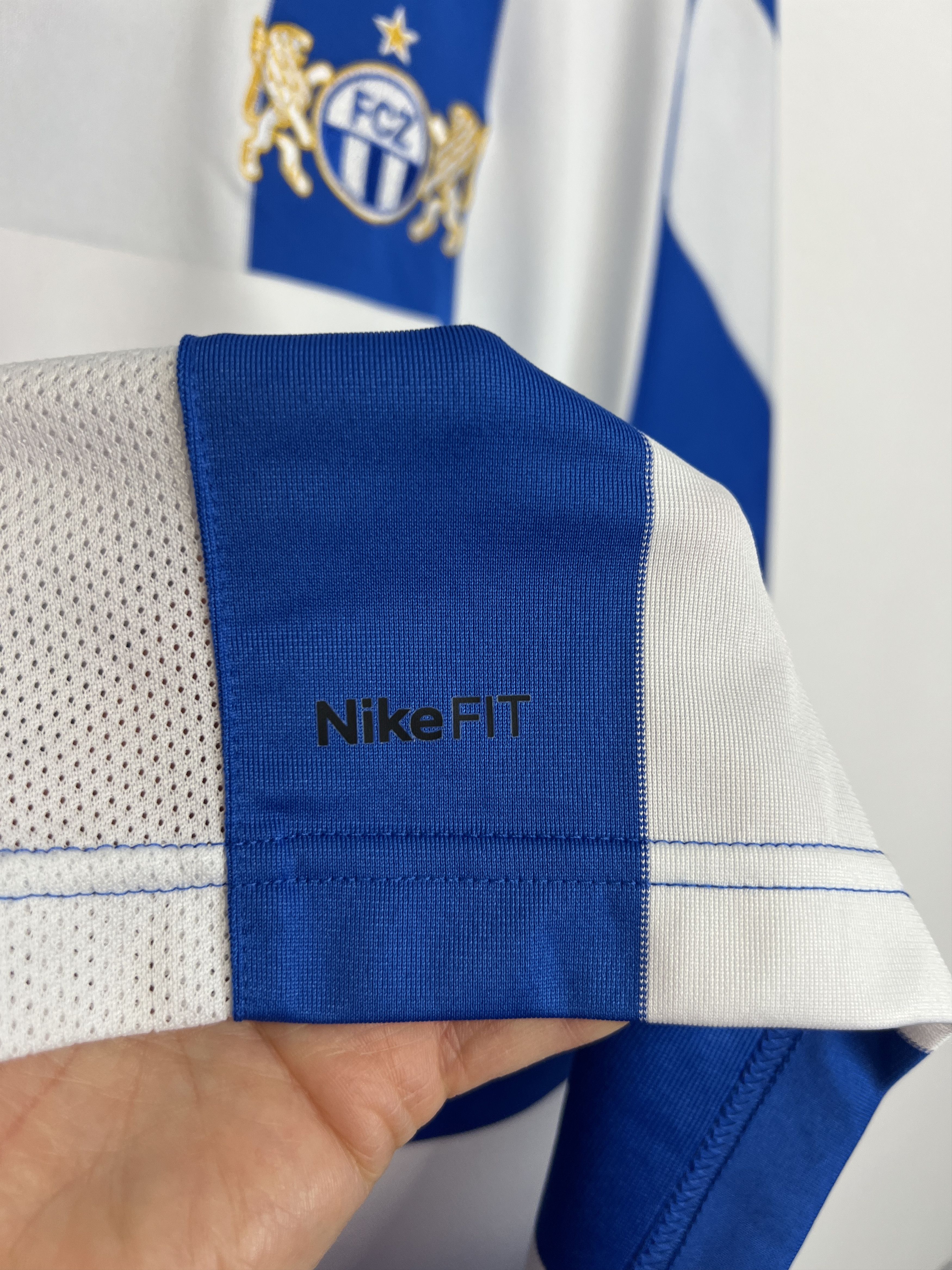 Nike Zurich Away football shirt 2007 Soccer Jersey Trikot Rare Size US XL / EU 56 / 4 - 5 Thumbnail