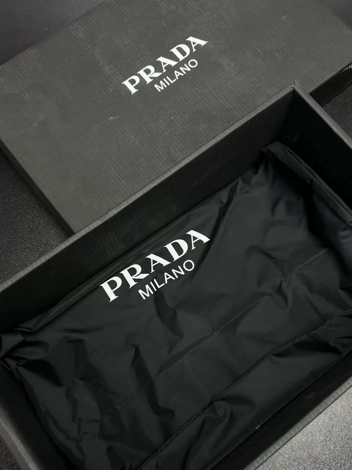 Prada PRADA Downtown black 41.5 w/ accessories Size US 8.5 / EU 41-42 - 9 Thumbnail