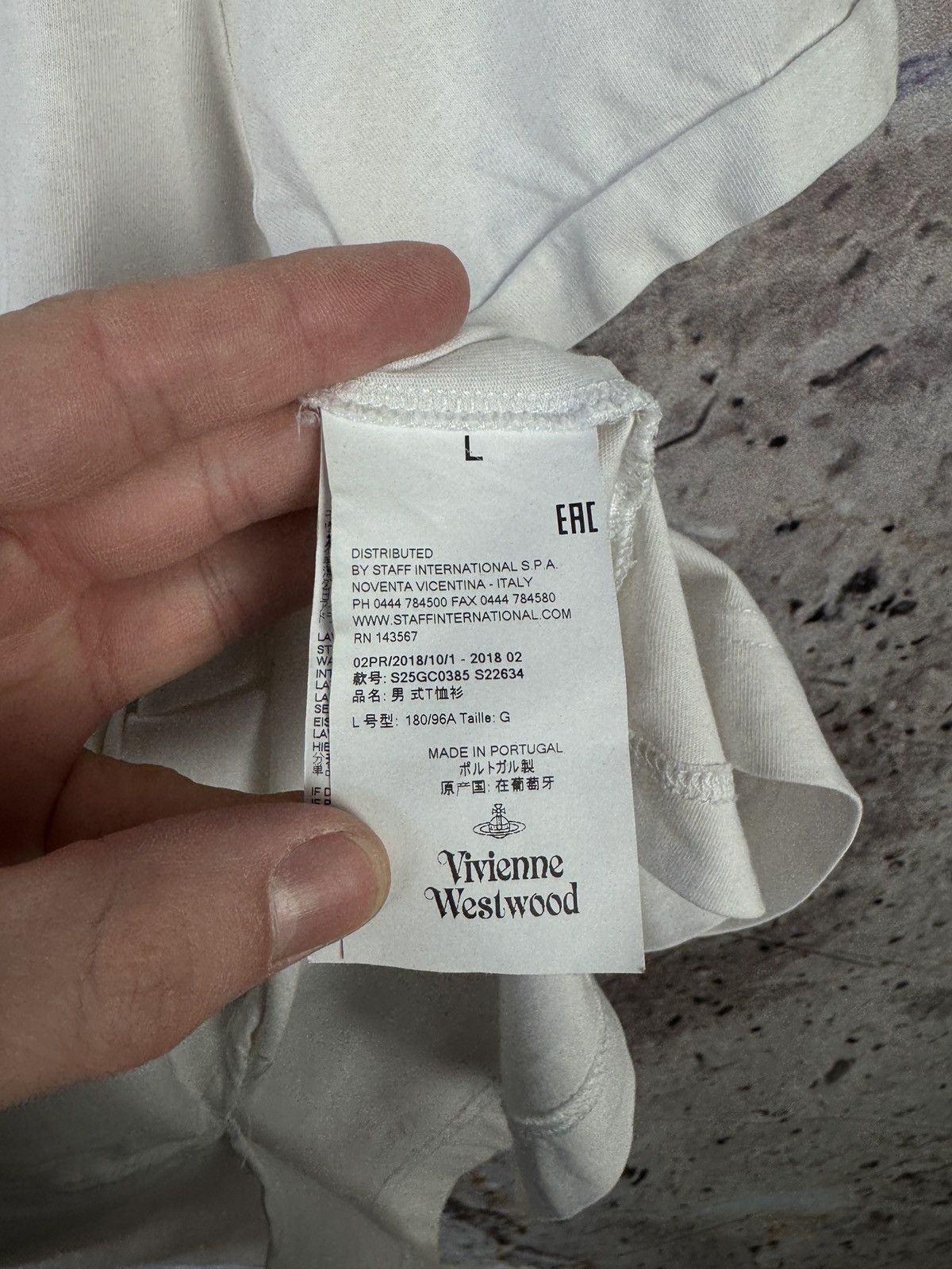 Vivienne Westwood Mens Vivienne Westwood T-Shirt Streetwear Size Large Size US L / EU 52-54 / 3 - 13 Thumbnail