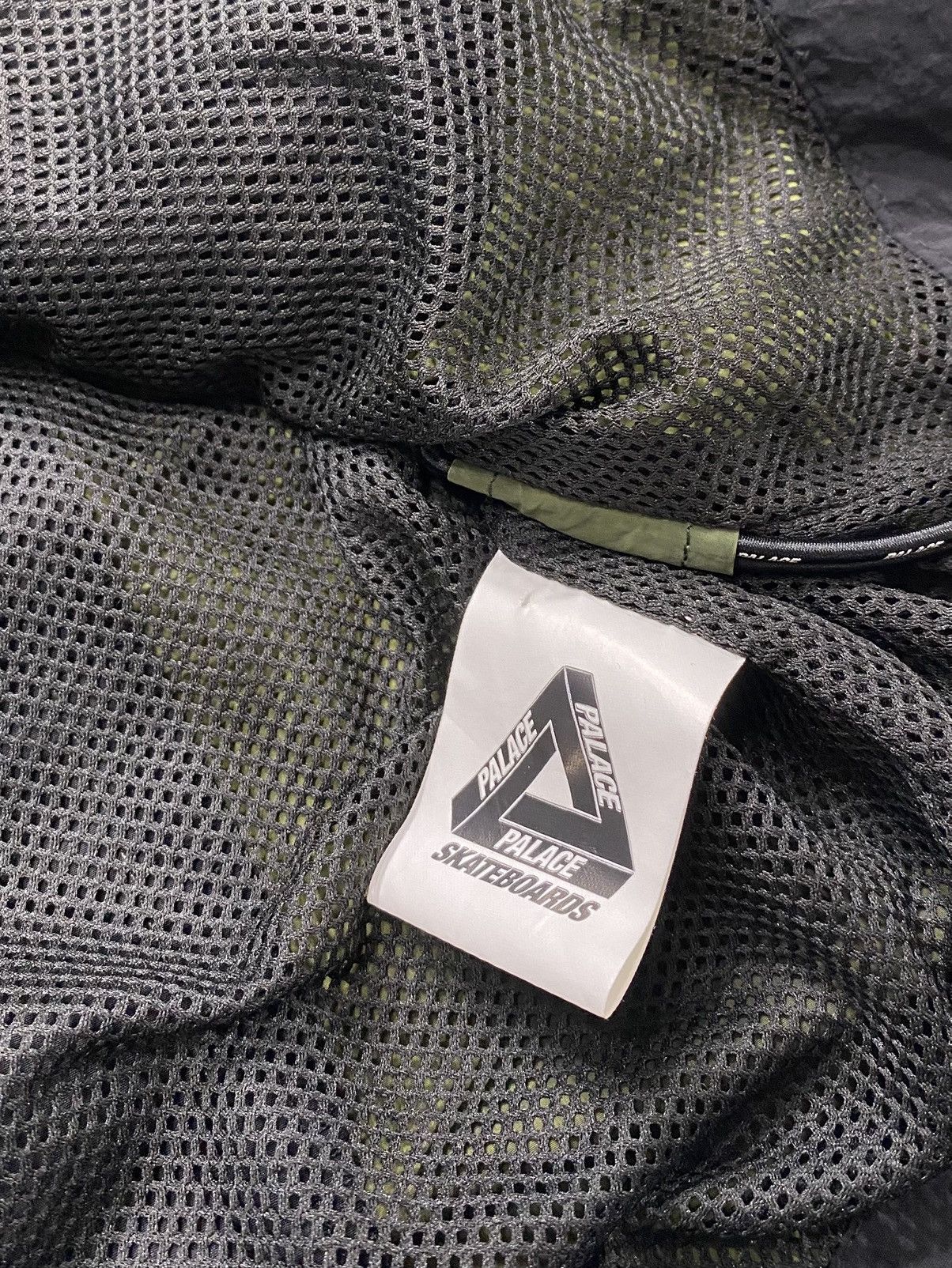 Palace Palace Sealer Shell Top (SS19) Size US XL / EU 56 / 4 - 5 Thumbnail