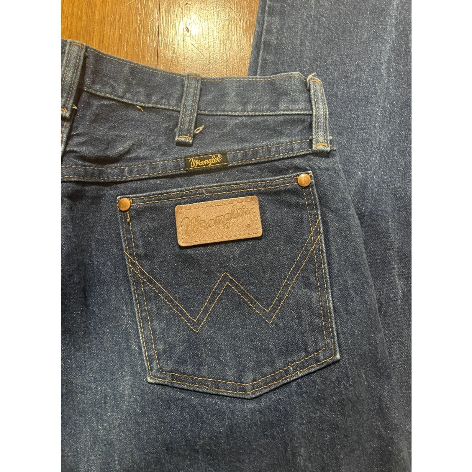 Wrangler VINTAGE Wrangler Cowboy Cut Jeans 13MWZ Denim 34x38 Blue Distressed 5-Pocket Mens Western Cowboy USA Size US 34 / EU 50 - 4 Thumbnail