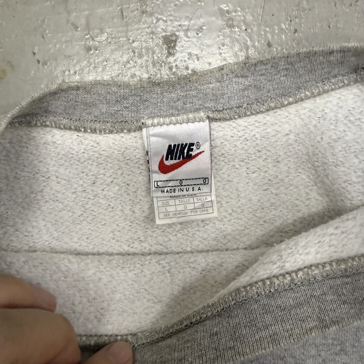 Nike Vintage Nike Spellout Logo Sweatshirt Size US L / EU 52-54 / 3 - 3 Thumbnail