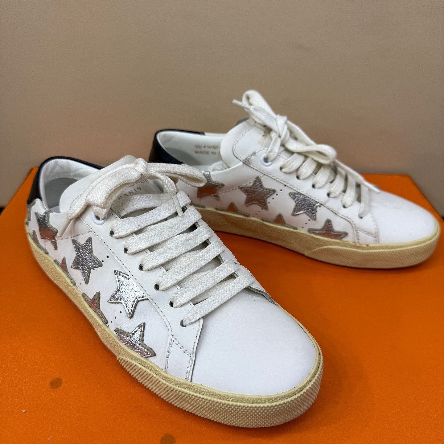 Saint Laurent Paris Saint Laurent Star Low-Top Sneakers Size 35 Size US 5 / IT 35 - 1 Thumbnail