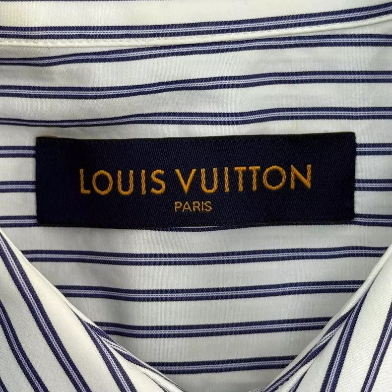 Louis Vuitton Louis Vuitton Blue and white vertical classic logo short sl Size US M / EU 48-50 / 2 - 5 Thumbnail
