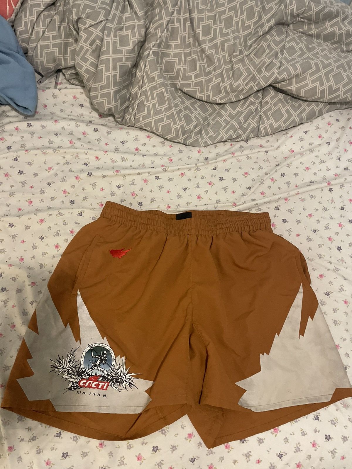 Image of Travis Scott Cacti Heritage Shorts Ii in Tan, Men's (Size 36)