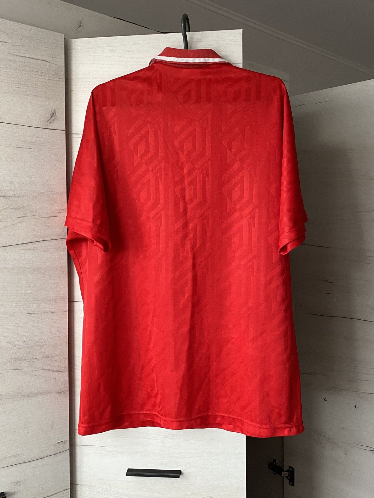 Umbro Wales Umbro Home Jersey Red Dragon Vintage Football Shirt Size US L / EU 52-54 / 3 - 6 Thumbnail