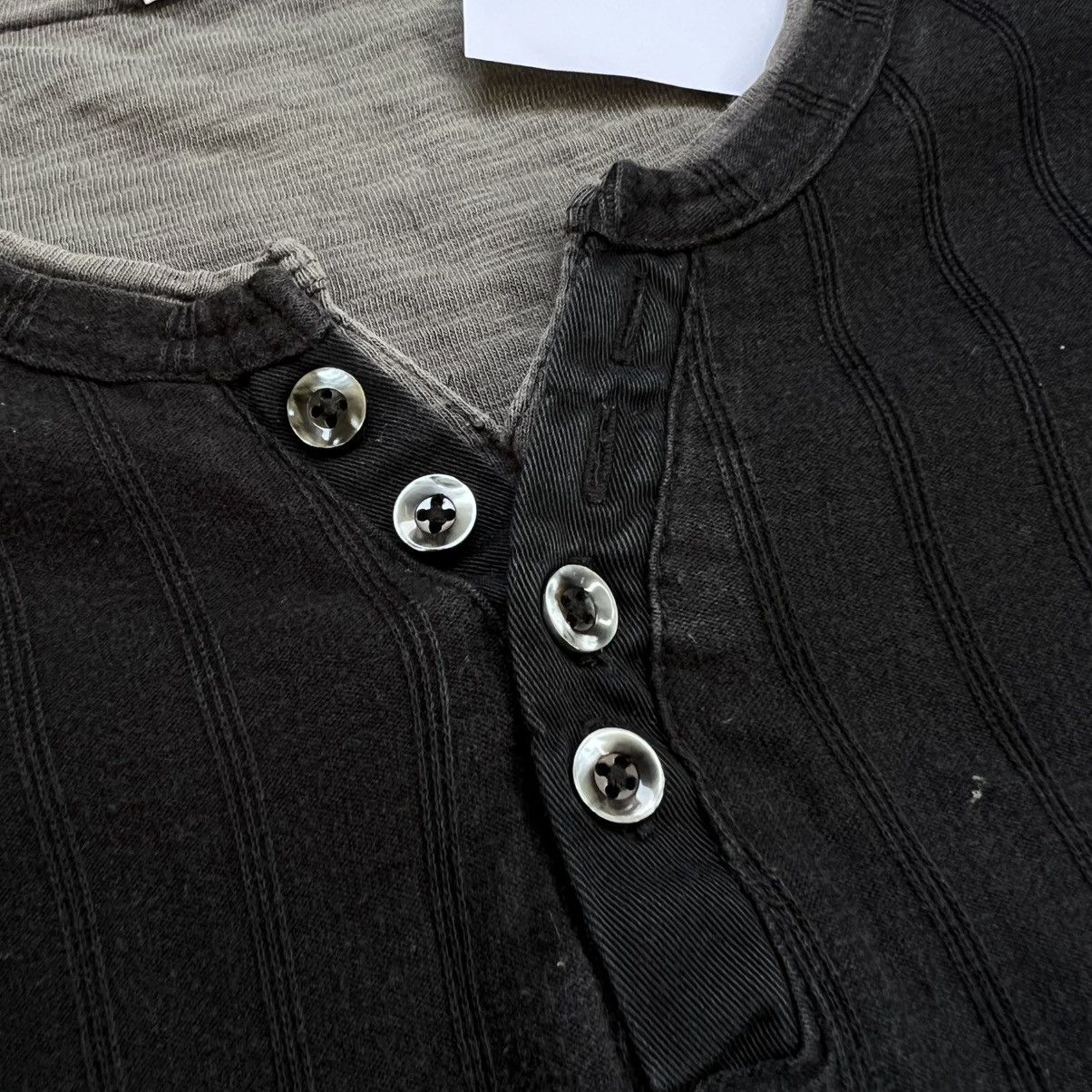 If Six Was Nine 2000s Moderm Vkei Style Double Layer Half Button T-Shirt Size US M / EU 48-50 / 2 - 3 Thumbnail