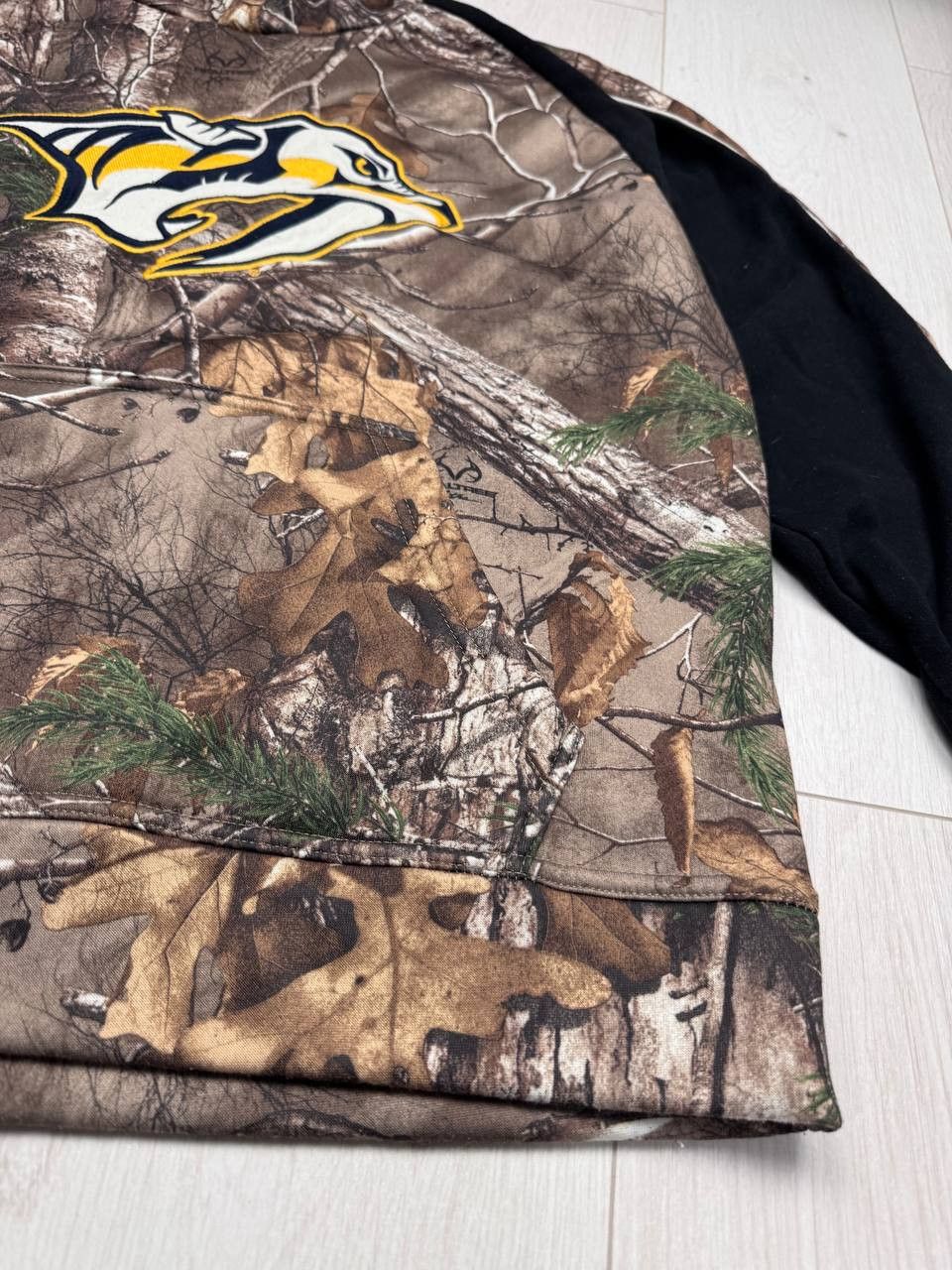NHL × Realtree Nashville Predators Hoodie Realtree NFL NHL Size US M / EU 48-50 / 2 - 7 Thumbnail
