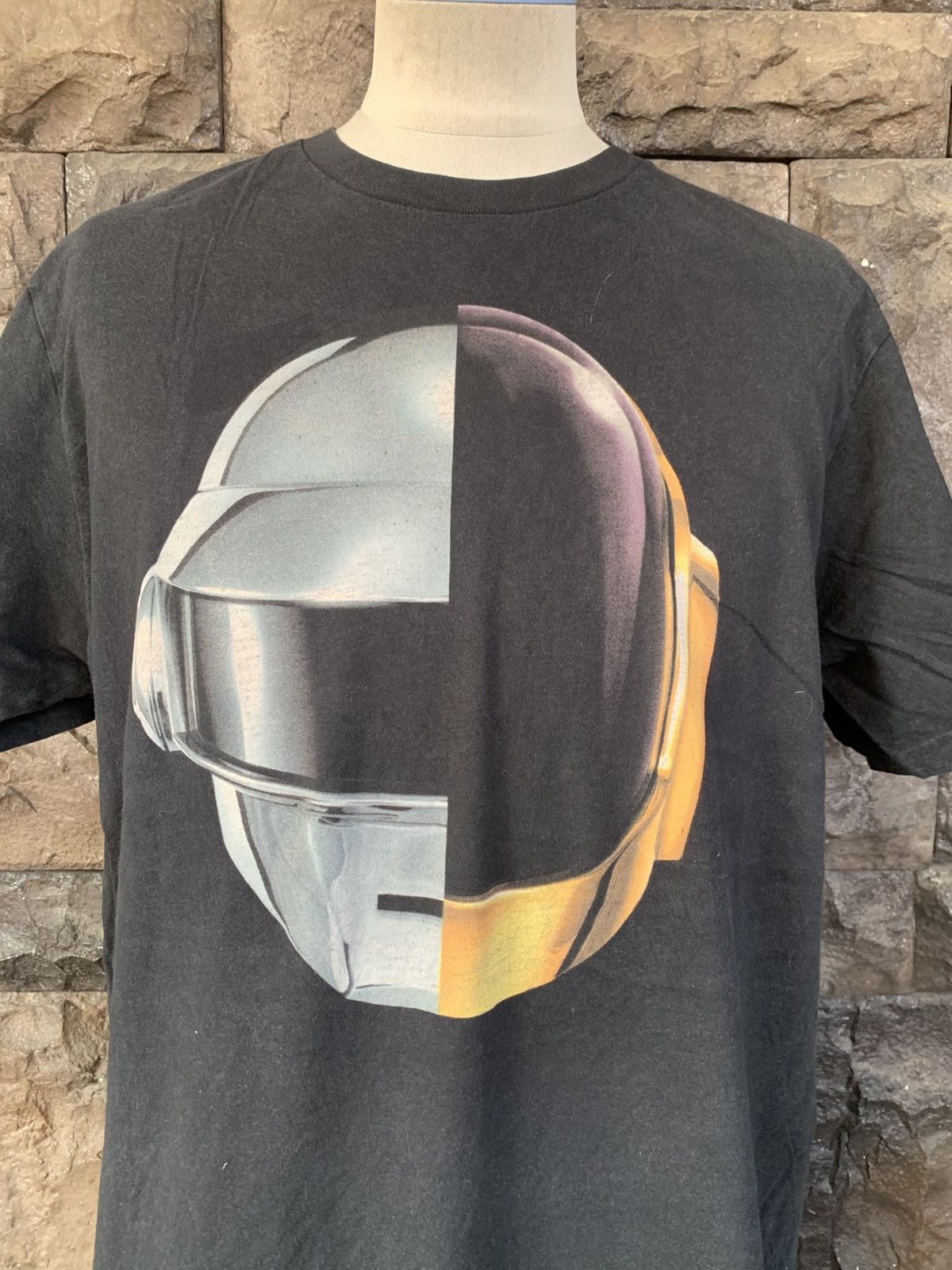 Vintage Vintage Daft Punk Electronic Duo Promo T shirt Size US XL / EU 56 / 4 - 2 Thumbnail