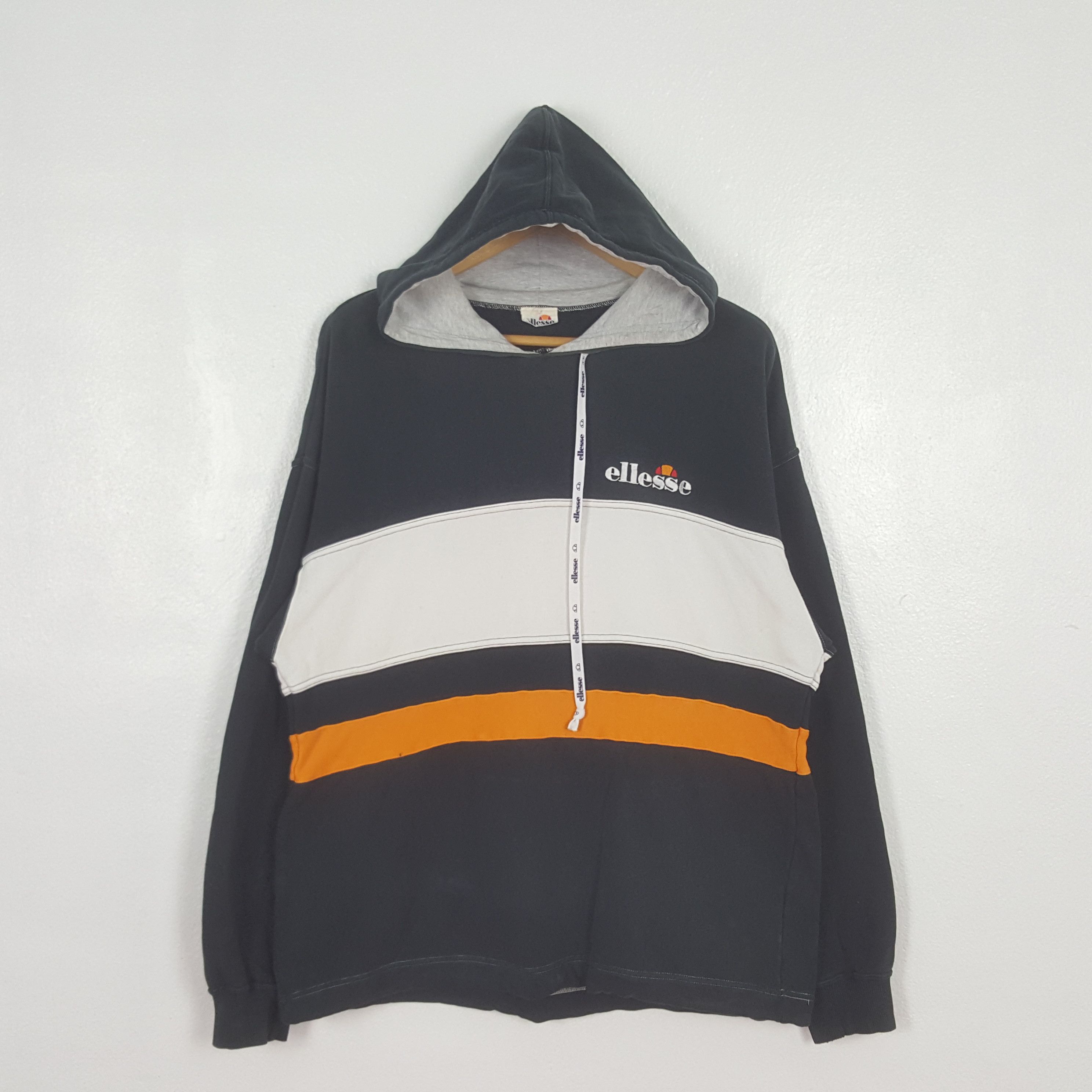 Ellesse Vintage Ellesse American Outdoor Hoodies C304N20 Size US M / EU 48-50 / 2 - 1 Thumbnail