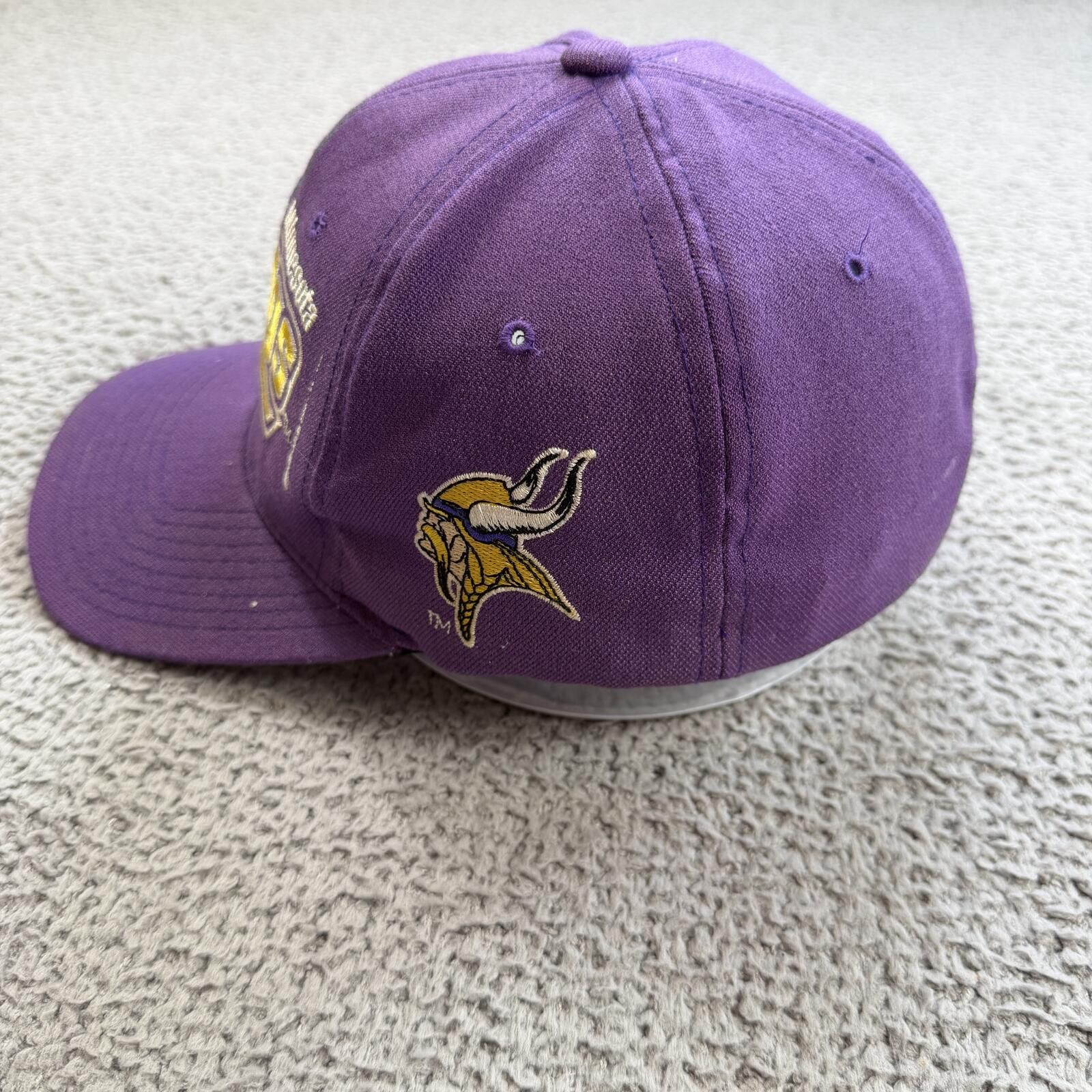 Starter Vintage 90s Minnesota Vikings Starter Pro Hat NFL 7 7 1/4 Size ONE SIZE - 2 Thumbnail