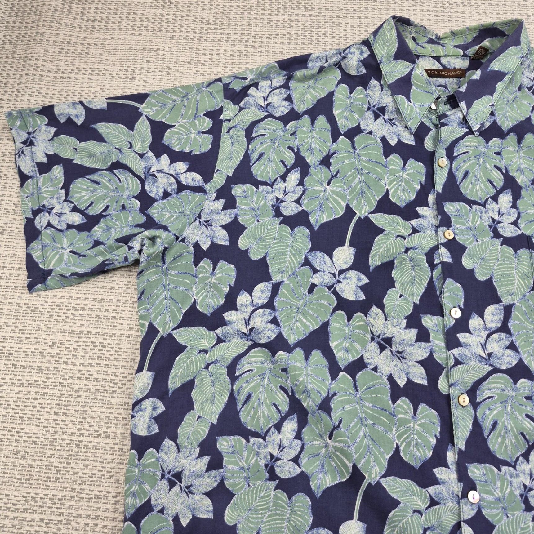 Tori Richard VINTAGE Tori Richard Shirt Mens 2XL Hawaiian Button Up Aloha Floral Cotton Lawn USA Made Size US XXL / EU 58 / 5 - 3 Thumbnail