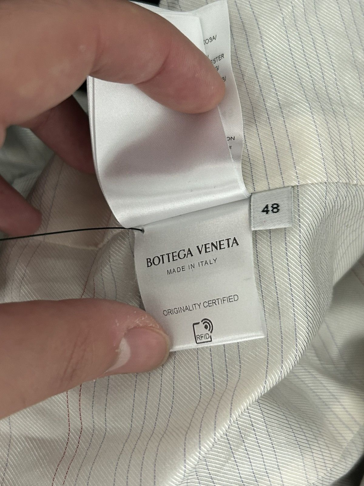 Bottega Veneta FW25 MSRP: $4.5k Fluid Jersey Trench Coat Size US M / EU 48-50 / 2 - 8 Thumbnail