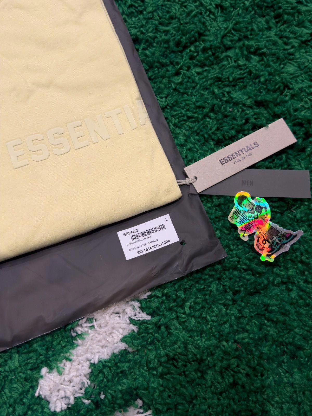 Fear of God Fear of God Essentials L/S Tee Canary Size Large Size US L / EU 52-54 / 3 - 6 Thumbnail