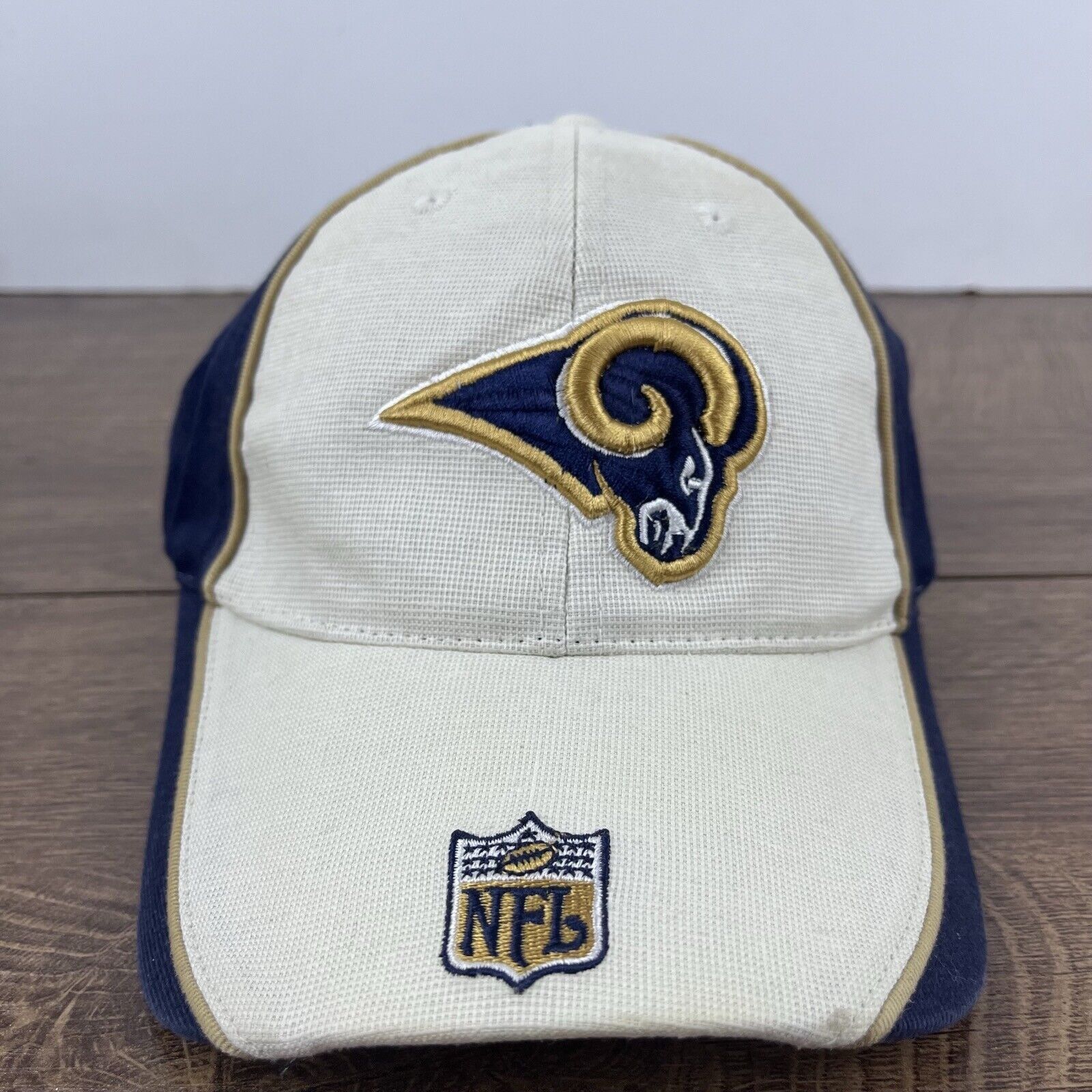Reebok St Louis Rams NFL Hat Adjustable Hat Reebok White Hat Adjust Size ONE SIZE - 4 Thumbnail