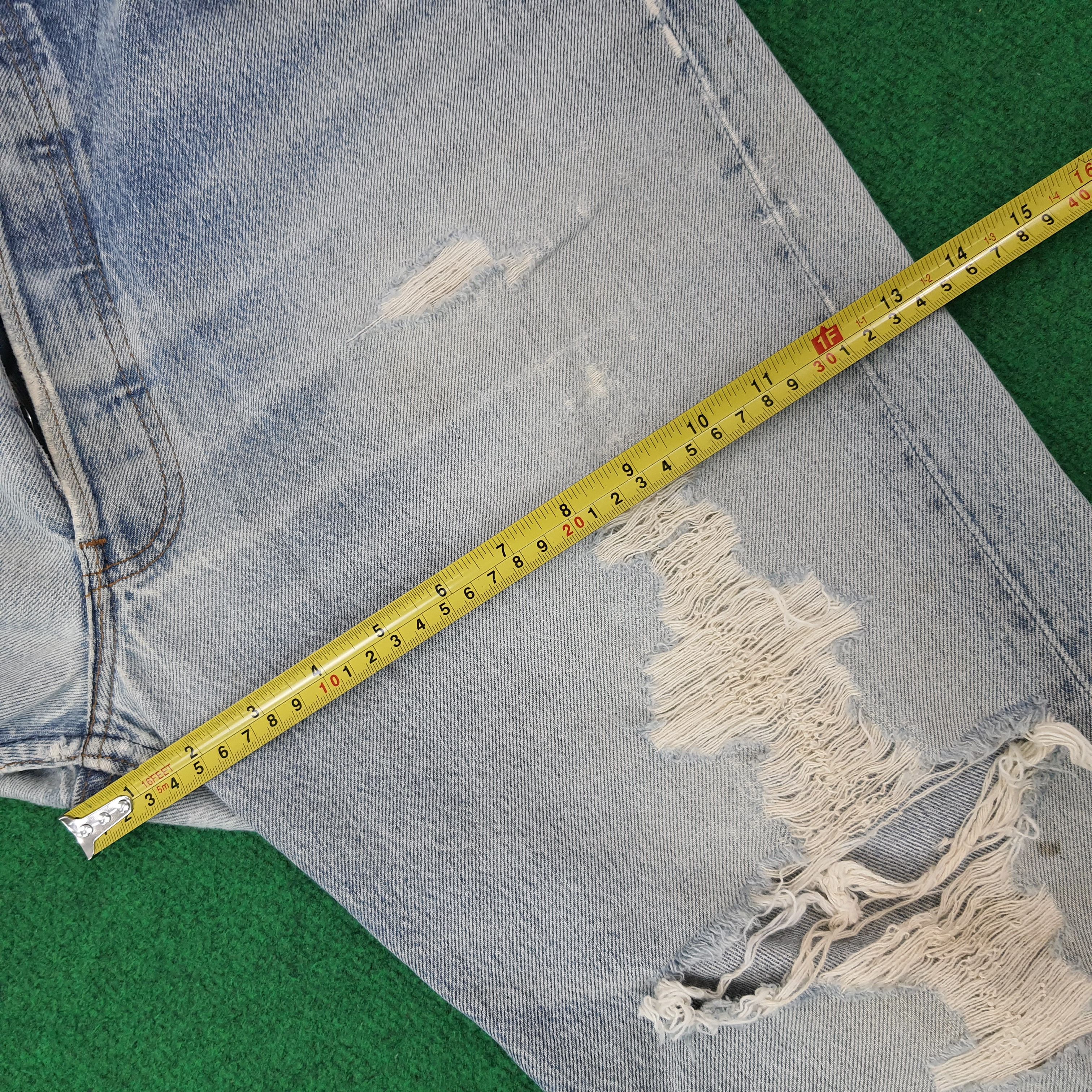 Levi's Vintage Levi's Distressed Style Jeans C252N11 Size US 36 / EU 52 - 13 Thumbnail