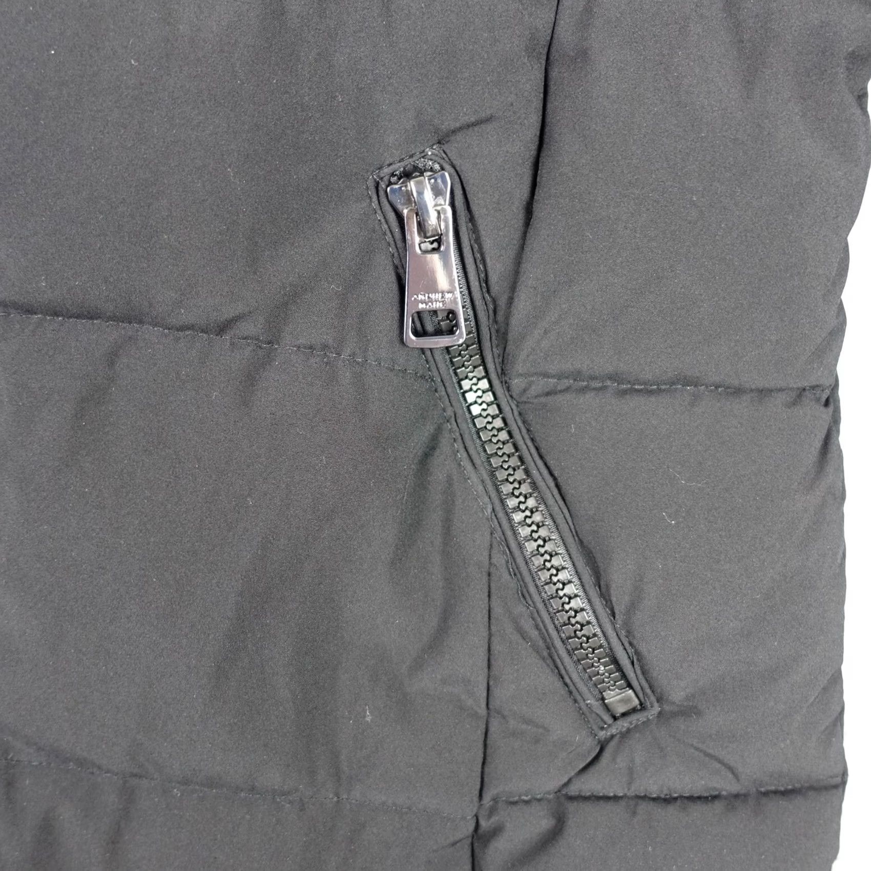 Andrew Marc Andrew Marc Jacket Womens Small Black Long Puffer Coat Zip Long Sleeve Polyester Quilted Lined Pockets Logo Casual Travel Fall Winter Mens Womens? Size S / US 4 / IT 40 - 5 Thumbnail