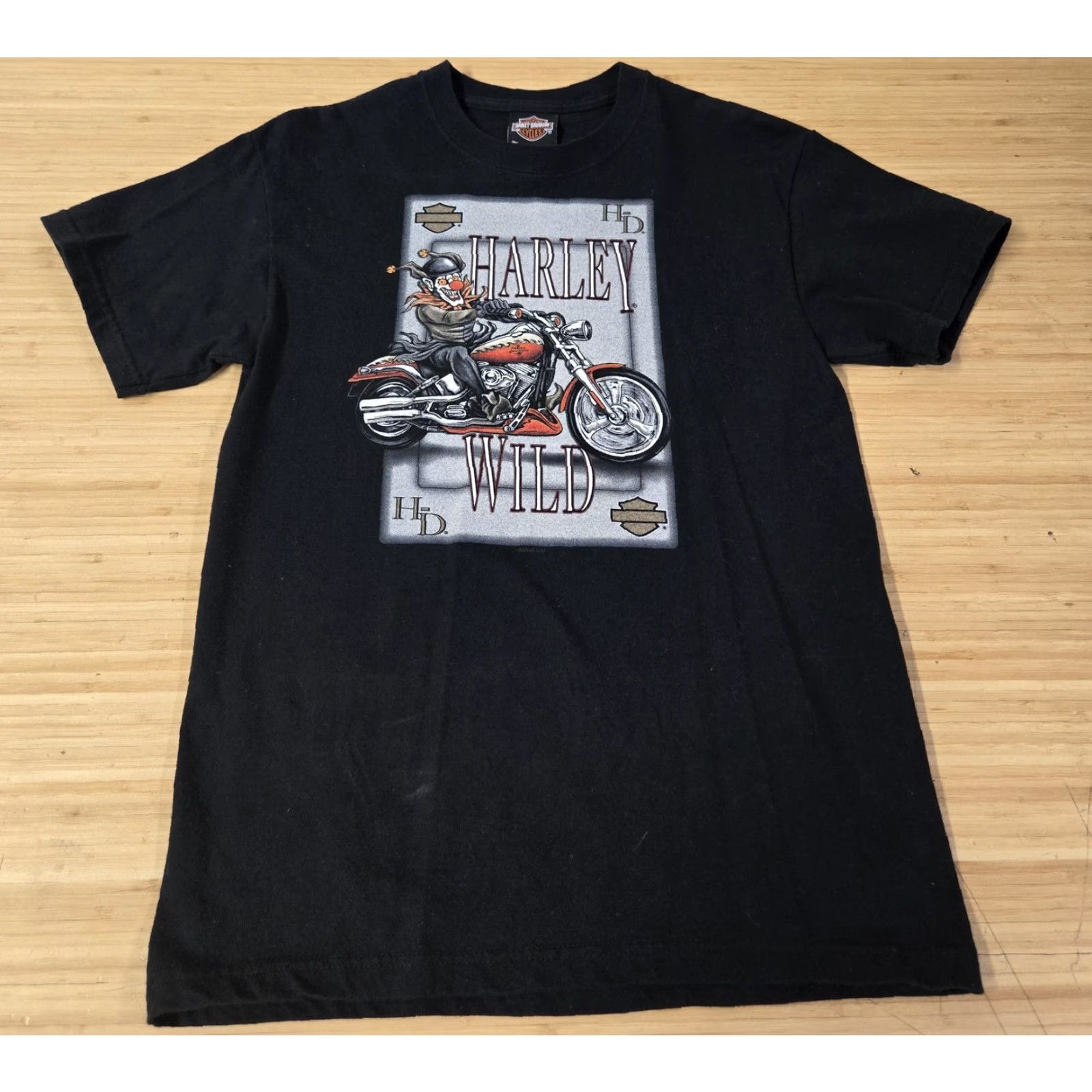 Harley Davidson VINTAGE Harley-Davidson Shirt Mens S Black Harley Wild Joker Motorcycle USA 2004 Graphic Print Crew Neck Cotton T-Shirt Short Sleeve Size US S / EU 44-46 / 1 - 2 Thumbnail