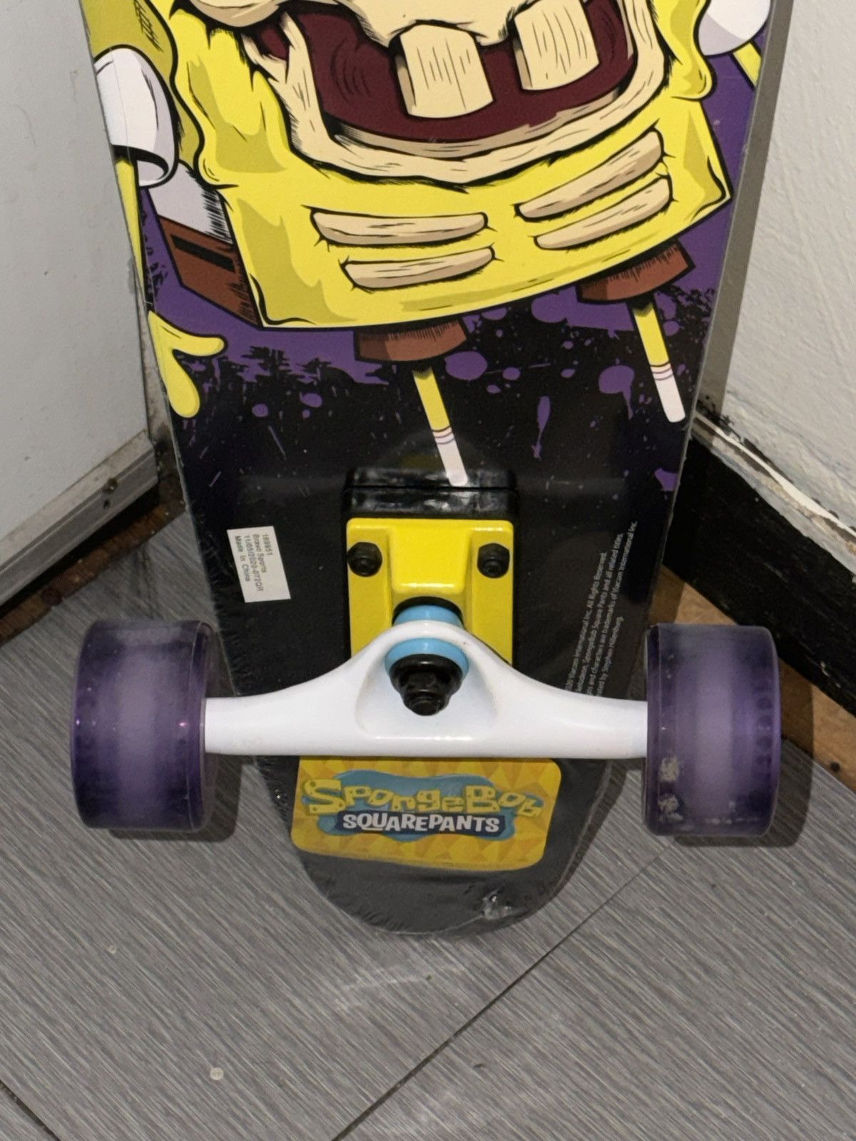 Nickelodeon SpongeBob SquarePants Skateboard Viacom 2020