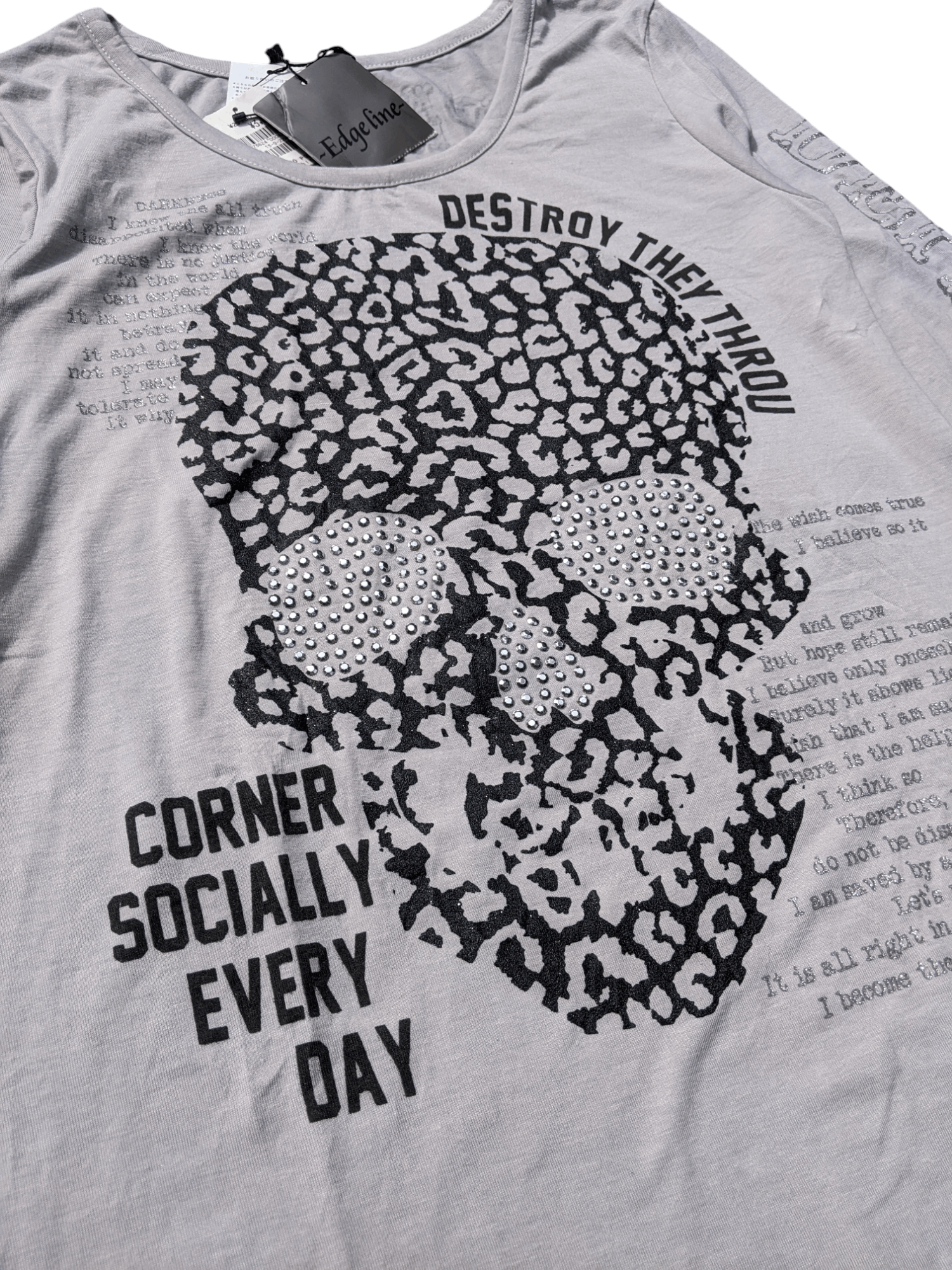 Japanese Brand Japanese VKEI STYLE Edge Line Skull Poem T shirt Size US M / EU 48-50 / 2 - 5 Thumbnail
