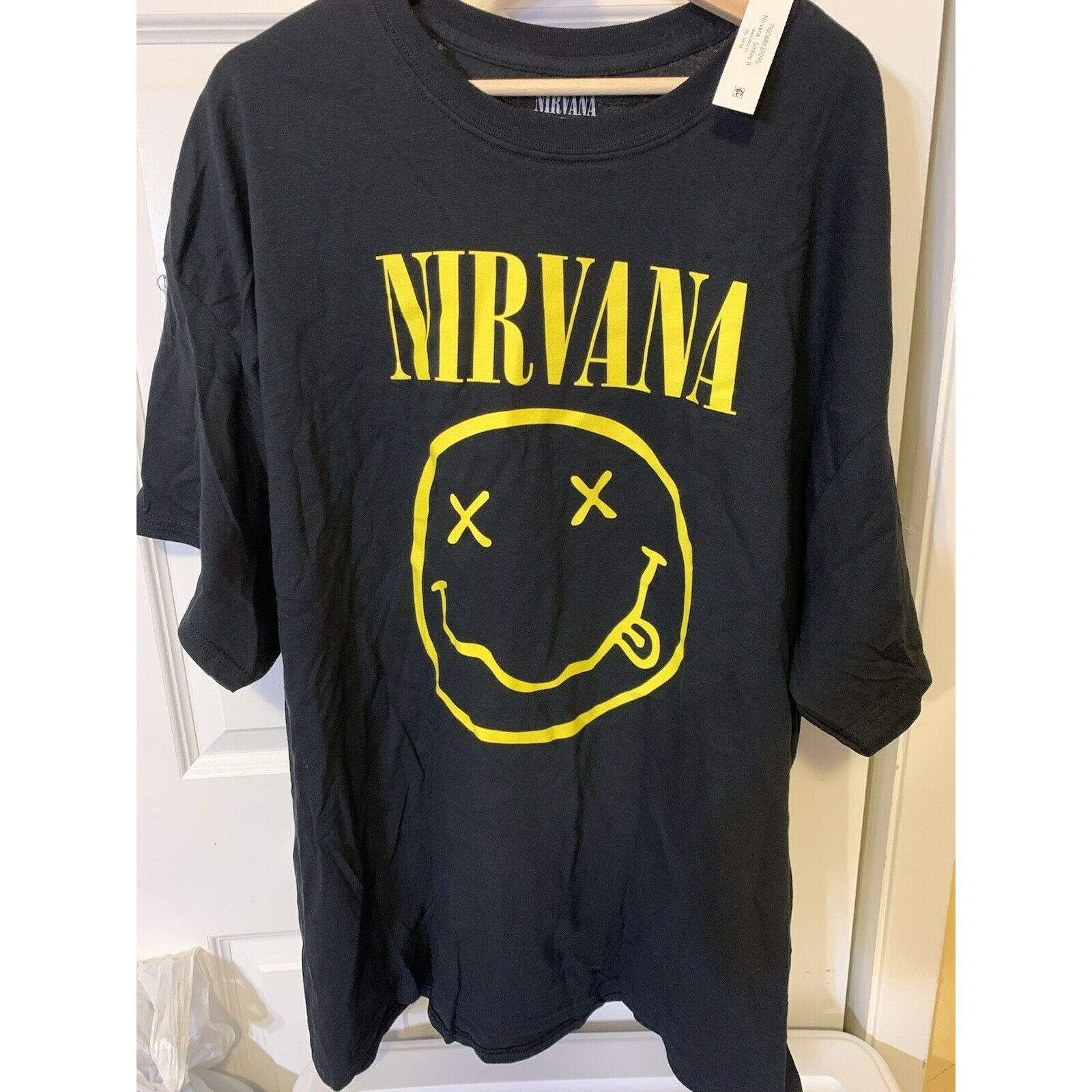 Nirvana New Nirvana Men's Sz 3XL Black Yellow Logo Short Sleeve T-Sh Size US XXL / EU 58 / 5 - 3 Thumbnail