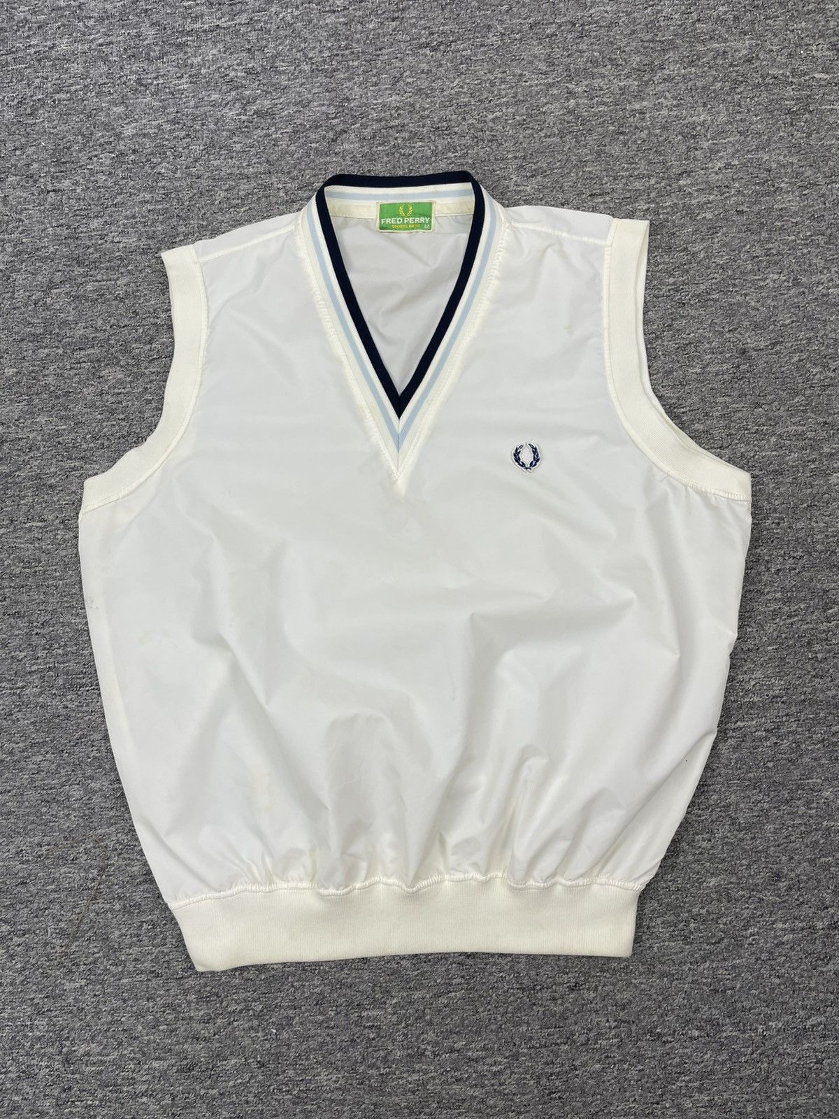 Fred Perry × Vintage Vintage Fred Perry Sportswear Vest size M Size US M / EU 48-50 / 2 - 1 Thumbnail